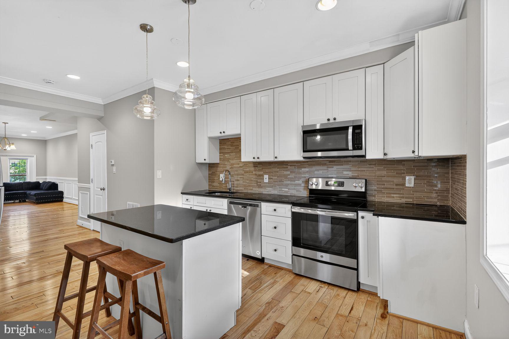 PATTERSON PLACE - Residential