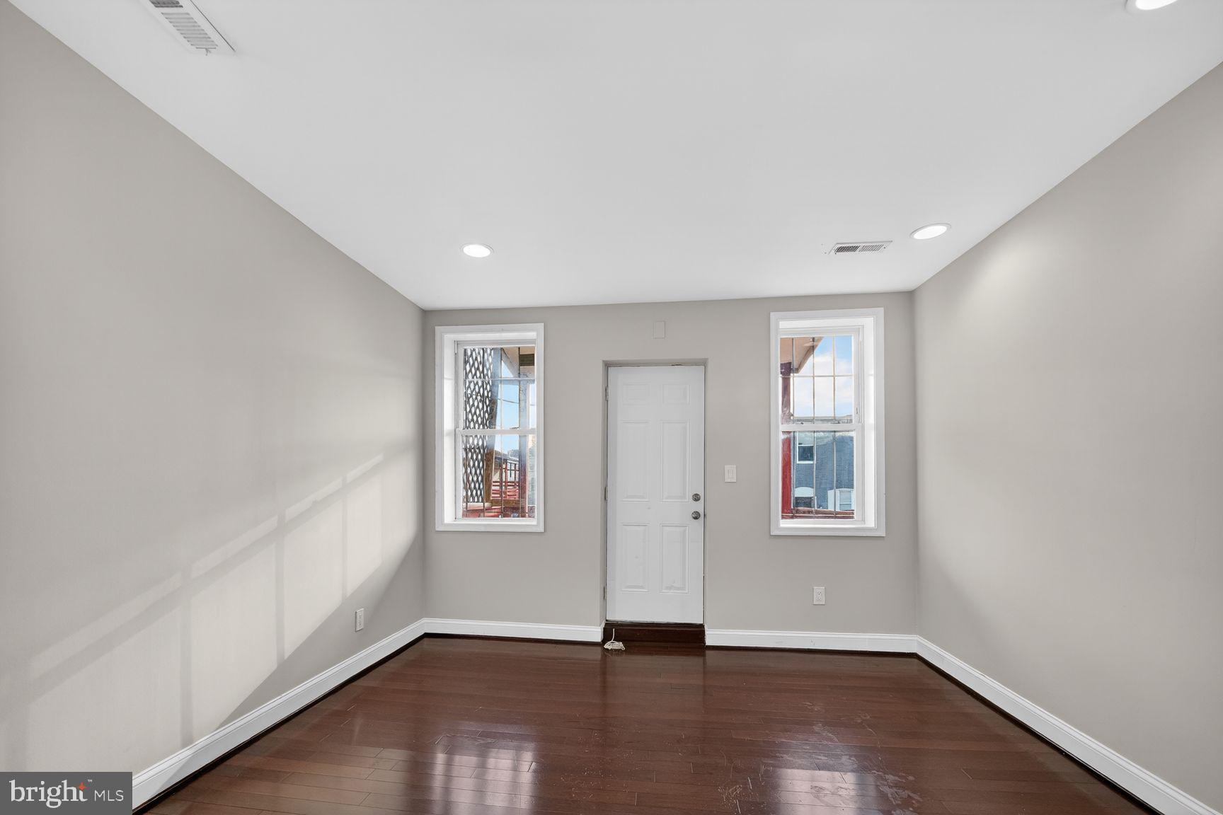 PATTERSON PLACE - Residential