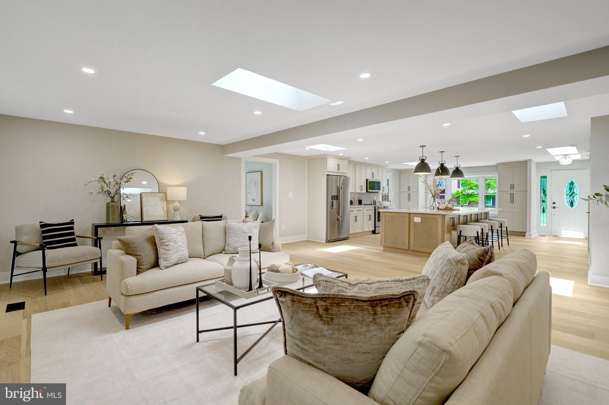 HOLMES RUN WOODS WEST - Residential