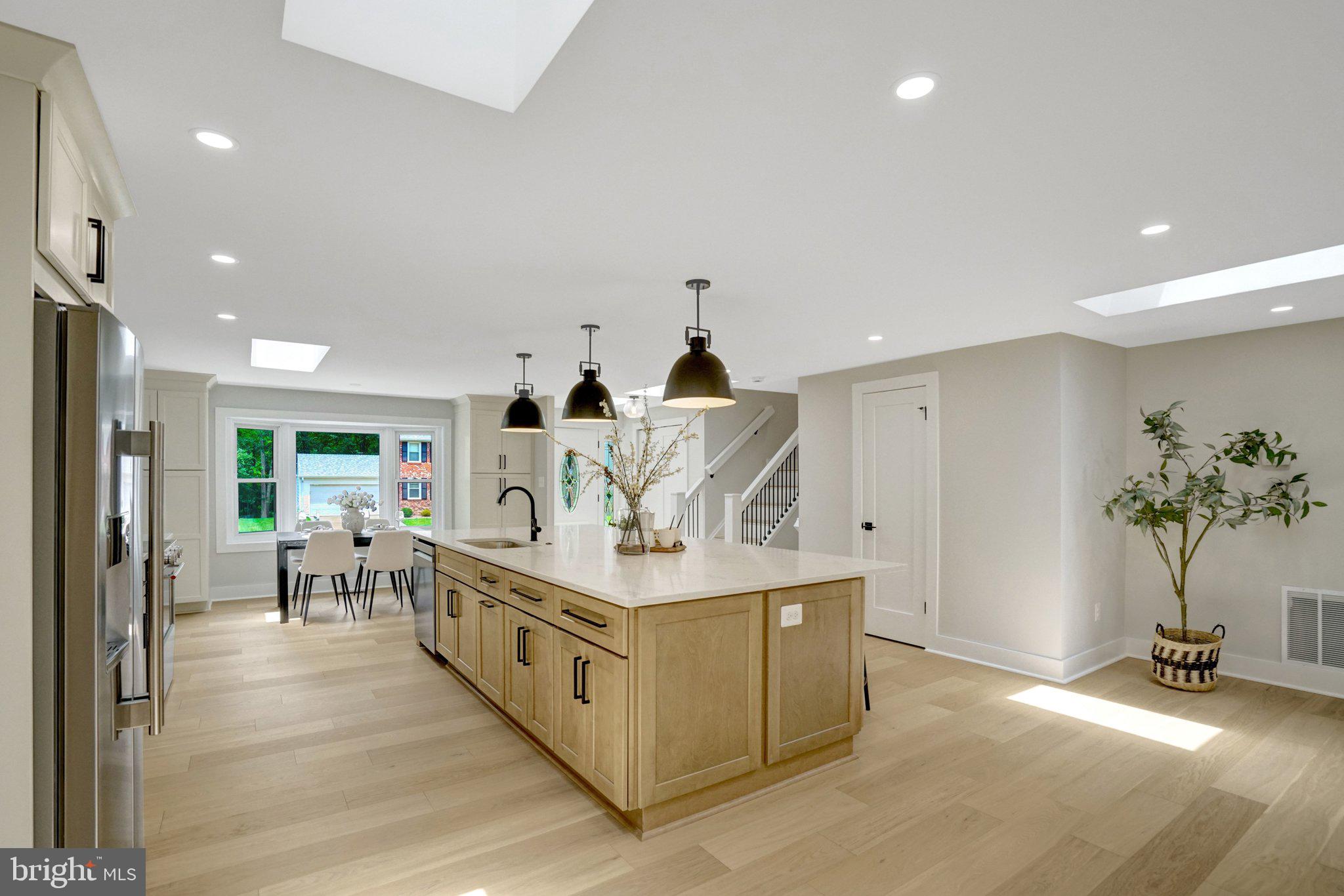 HOLMES RUN WOODS WEST - Residential