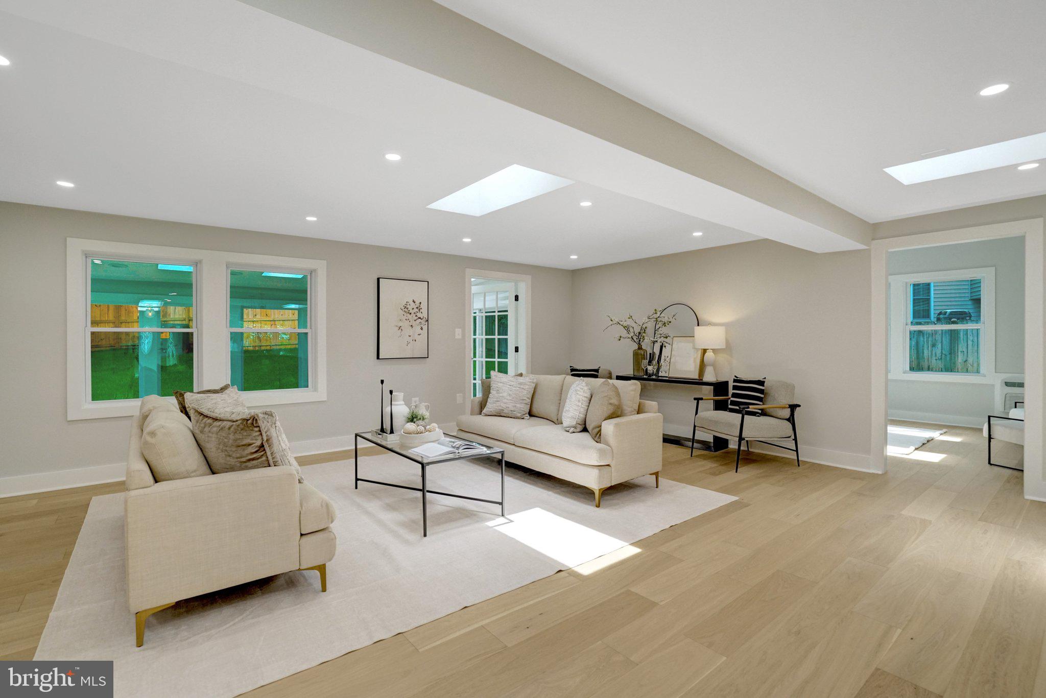 HOLMES RUN WOODS WEST - Residential