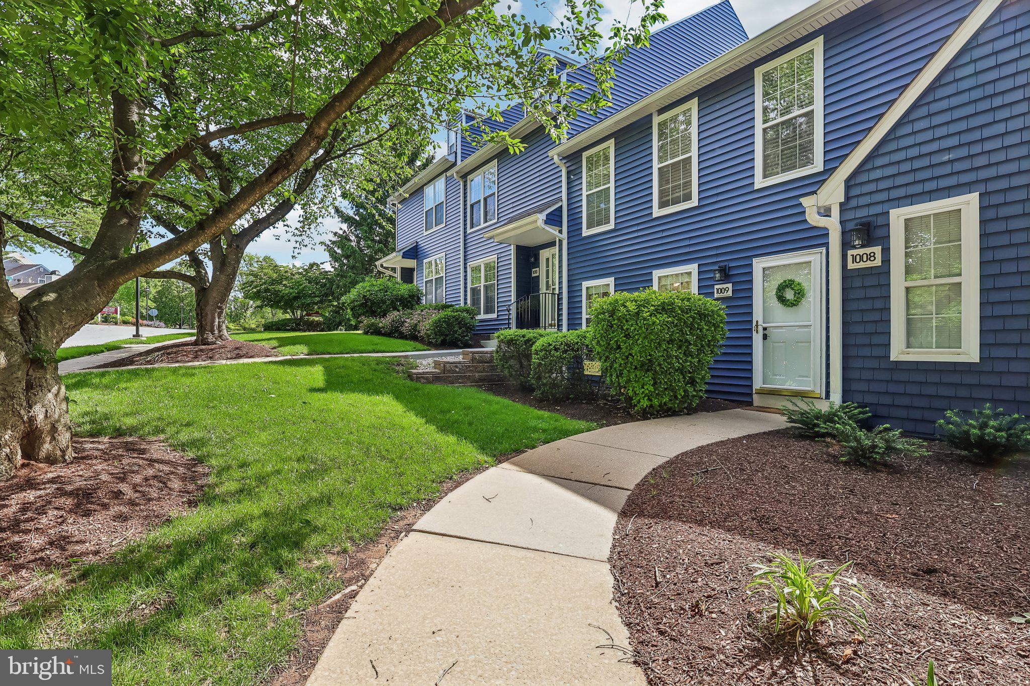EXTON STATION - Residential