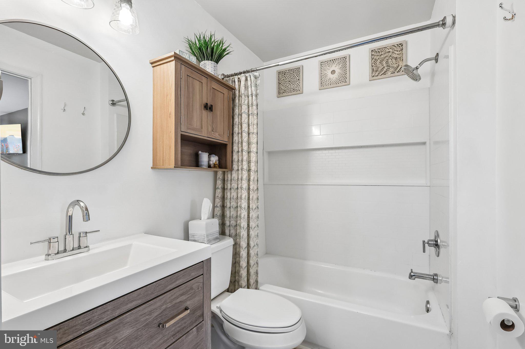 EXTON STATION - Residential