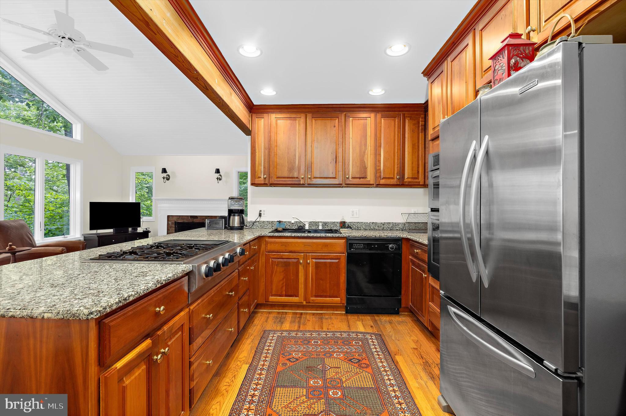 CHURN CREEK - Residential