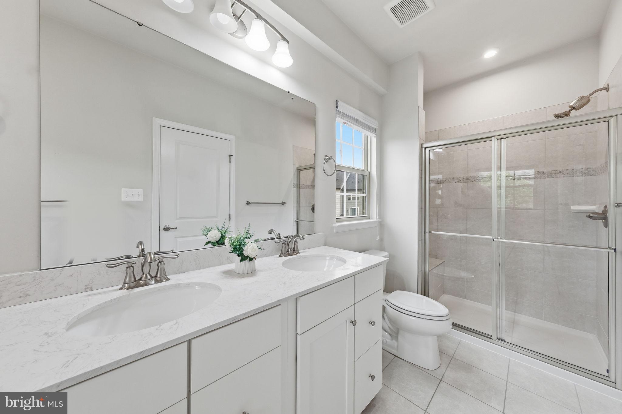 PARKSIDE - Residential