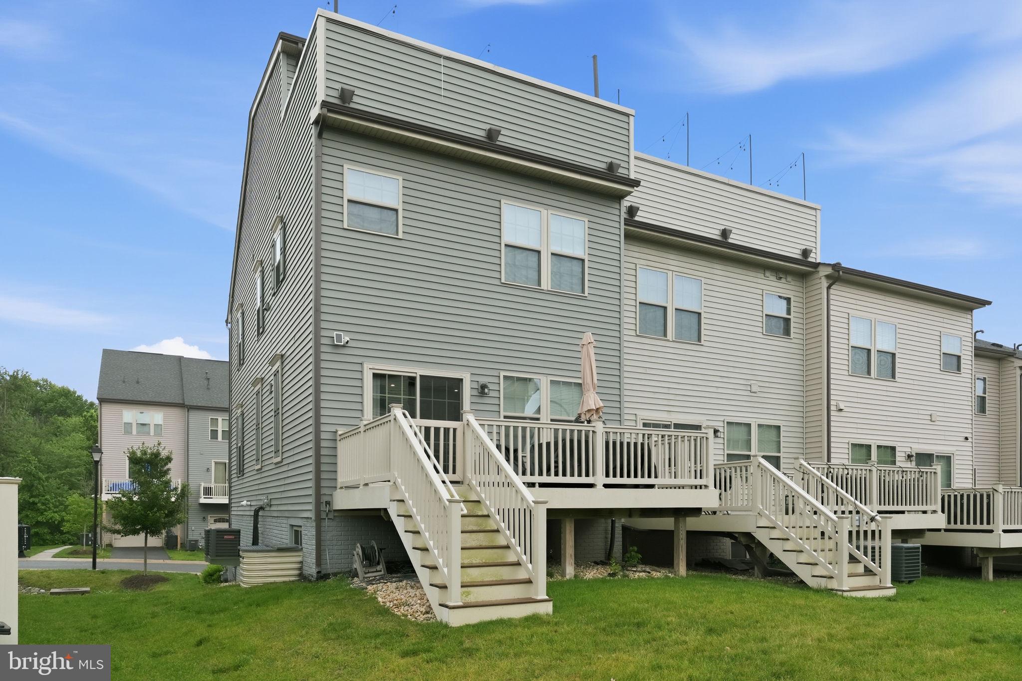 PARKSIDE - Residential