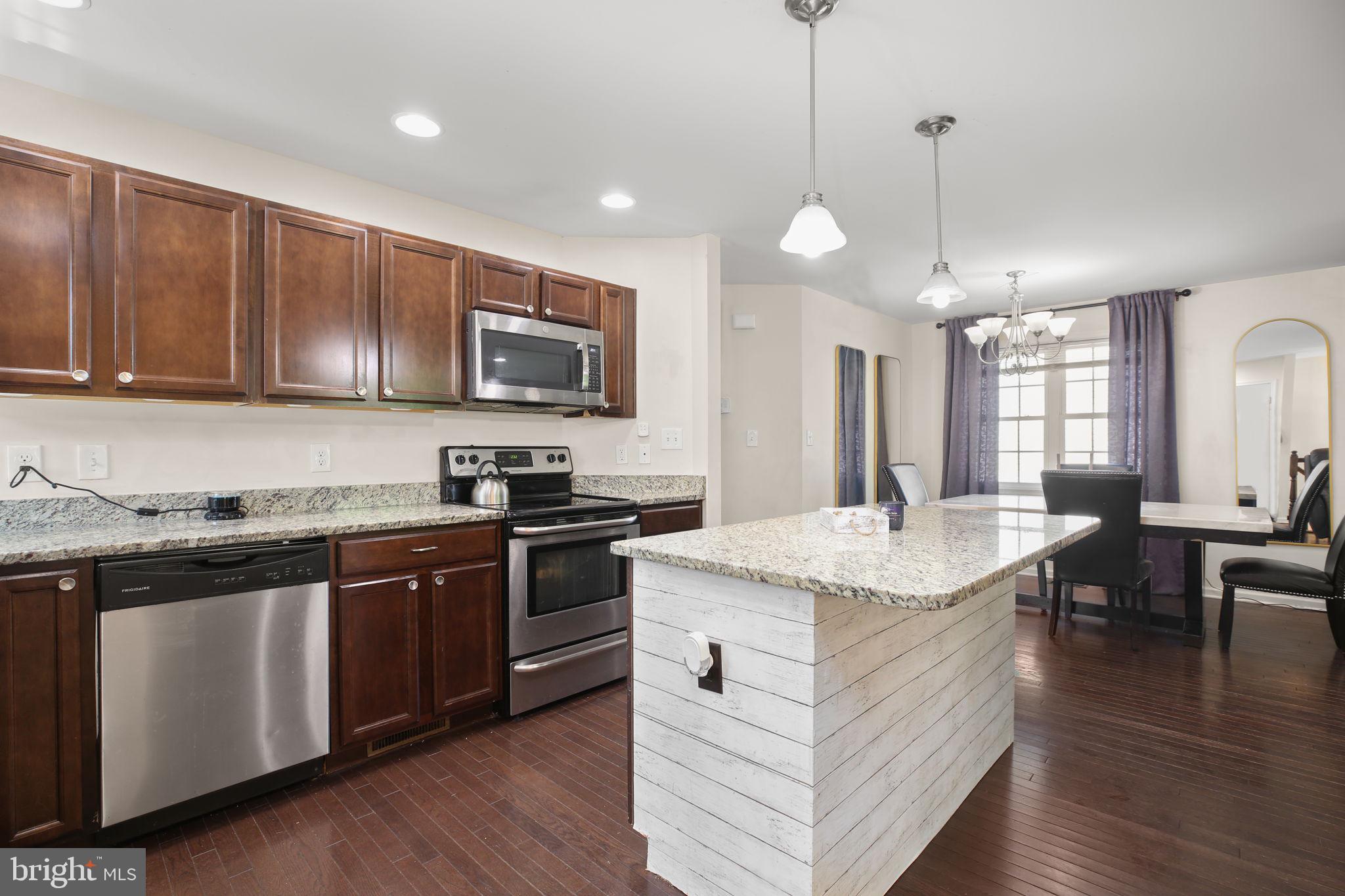 TOWN OF COLONIAL BEACH - Residential
