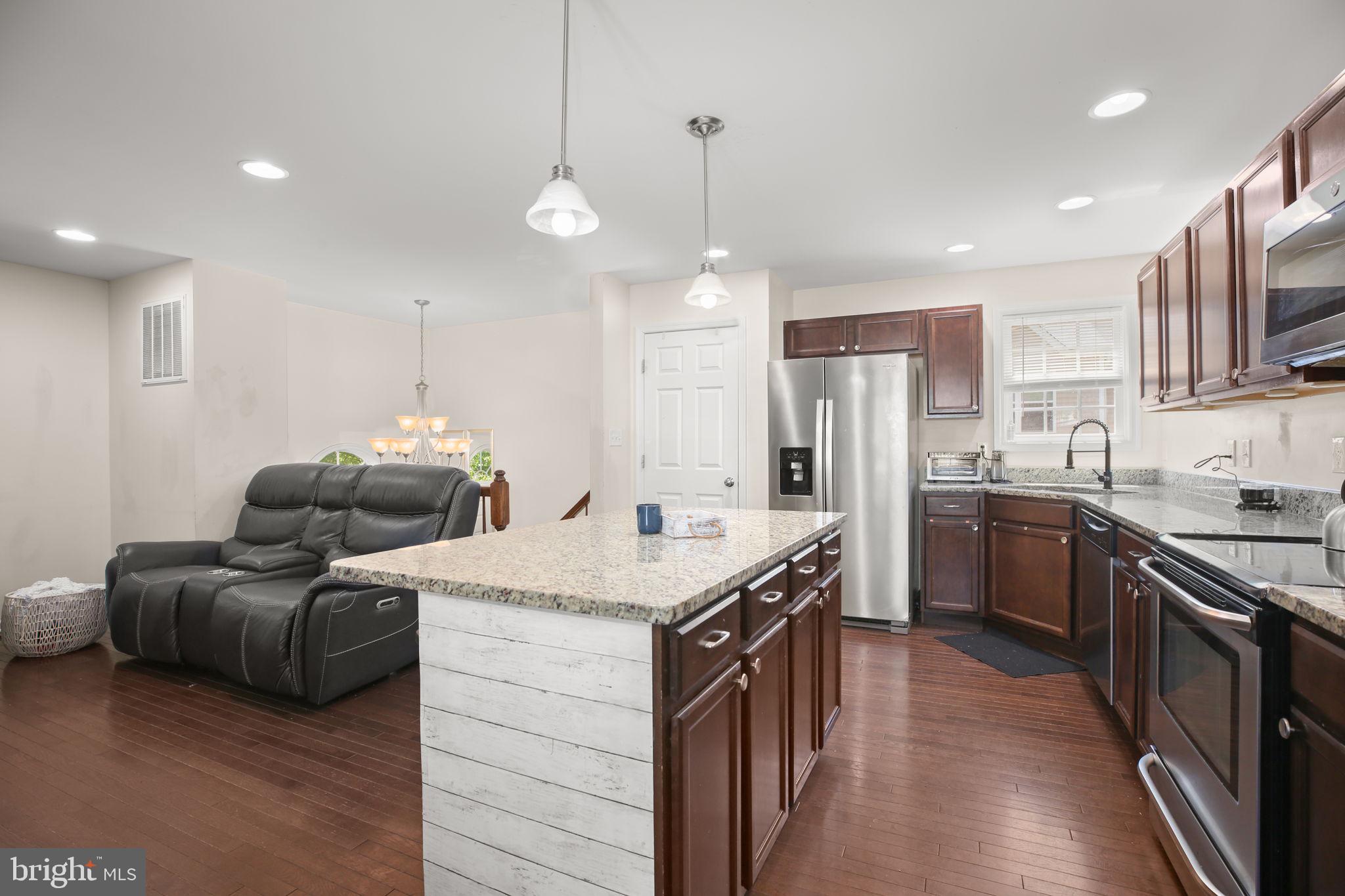TOWN OF COLONIAL BEACH - Residential