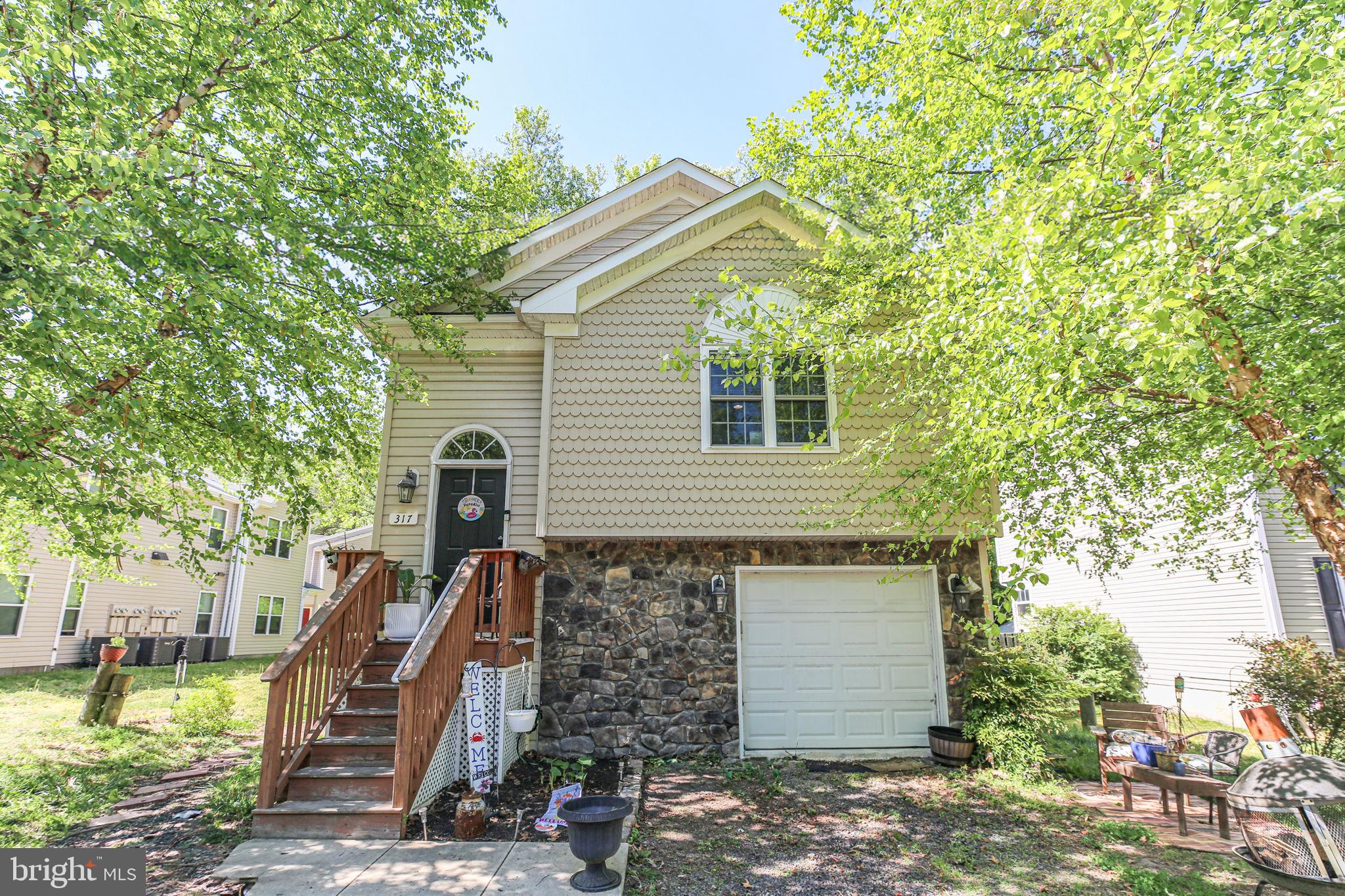TOWN OF COLONIAL BEACH - Residential
