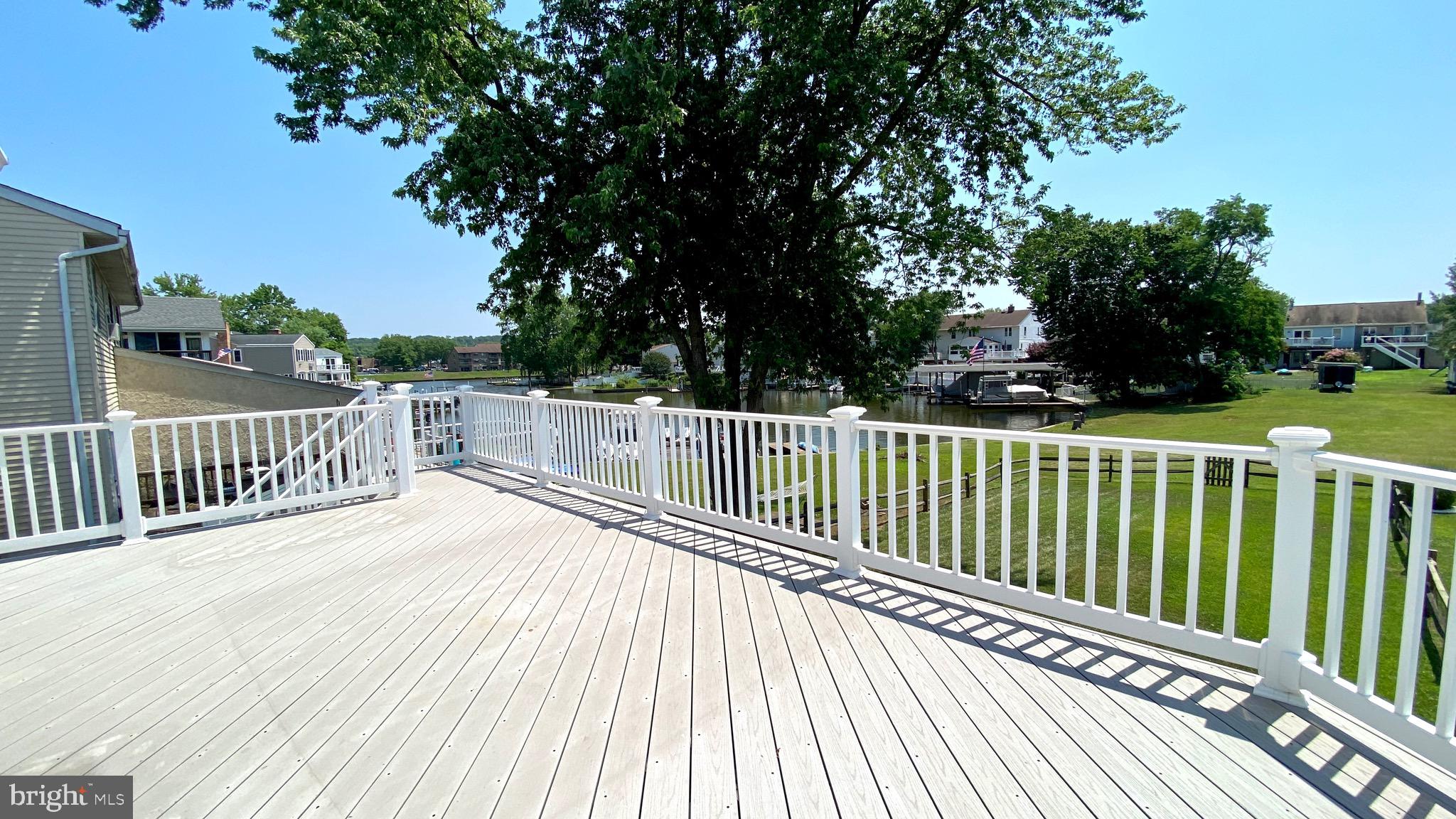 RUMSEY ISLAND - Residential