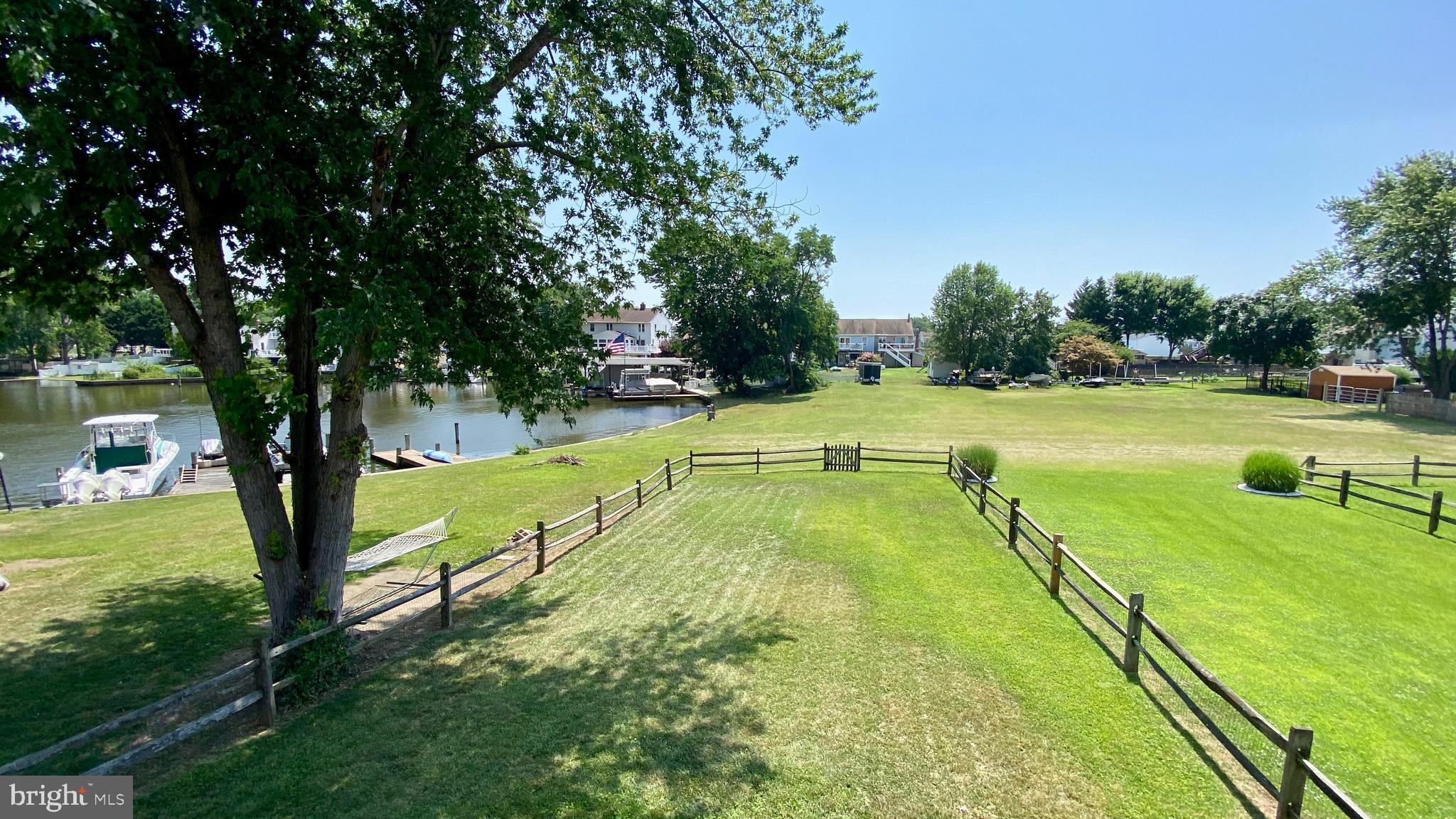 RUMSEY ISLAND - Residential