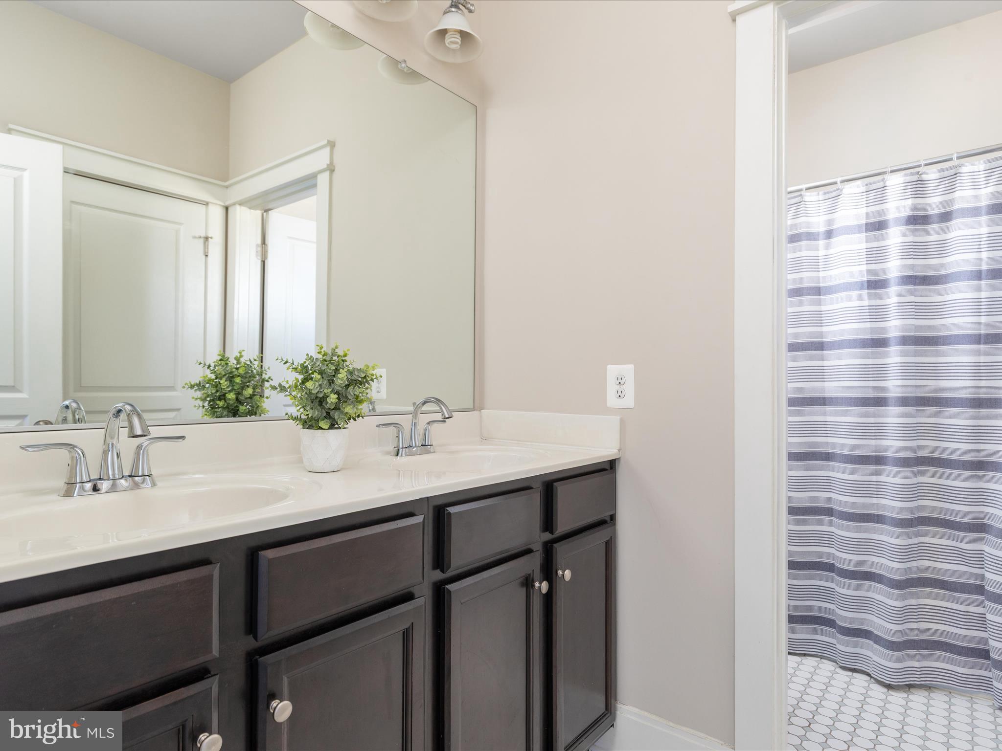SARANAC - Residential