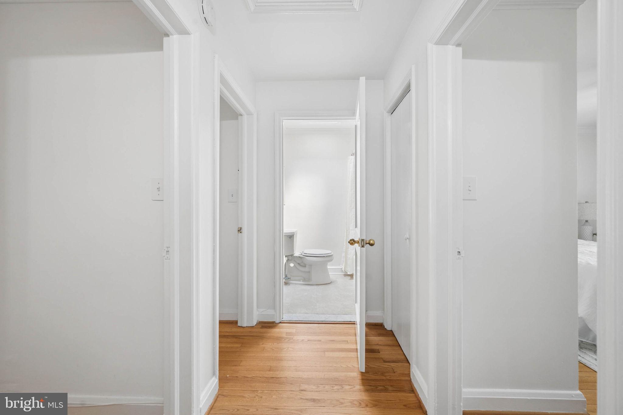 MEDFIELD - Residential