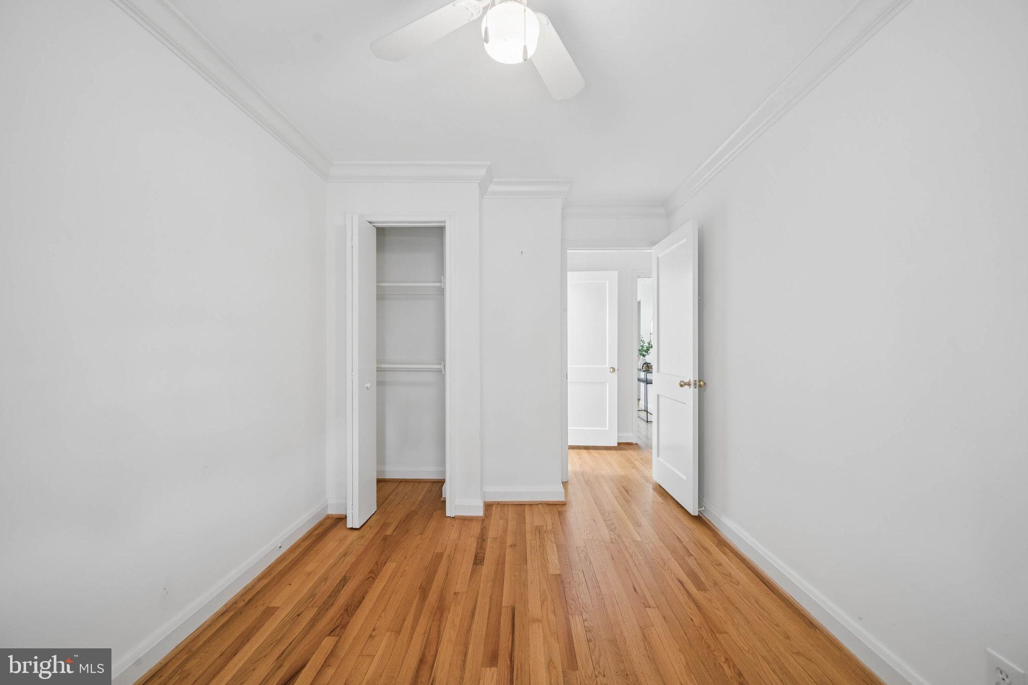 MEDFIELD - Residential