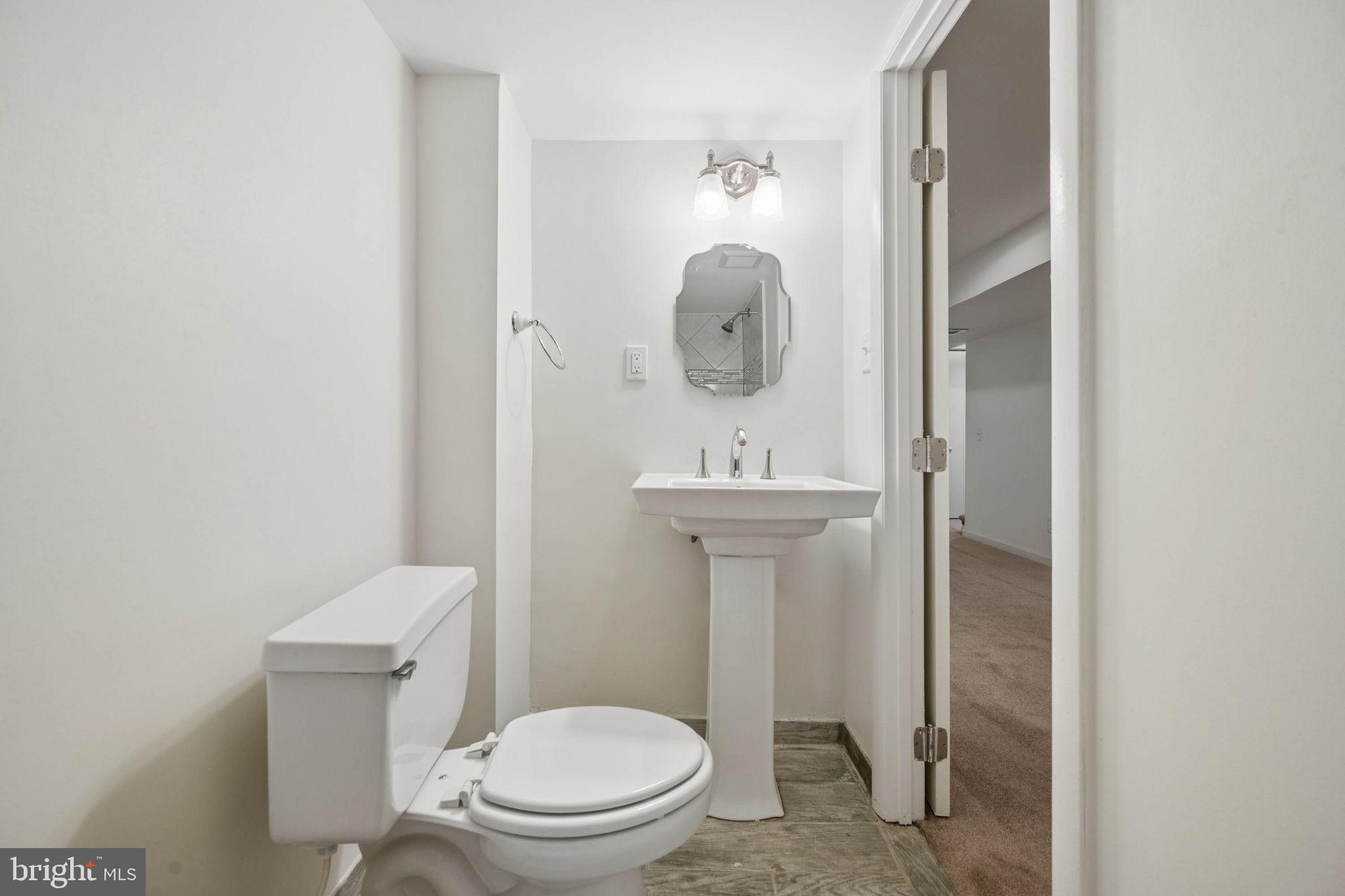 MEDFIELD - Residential