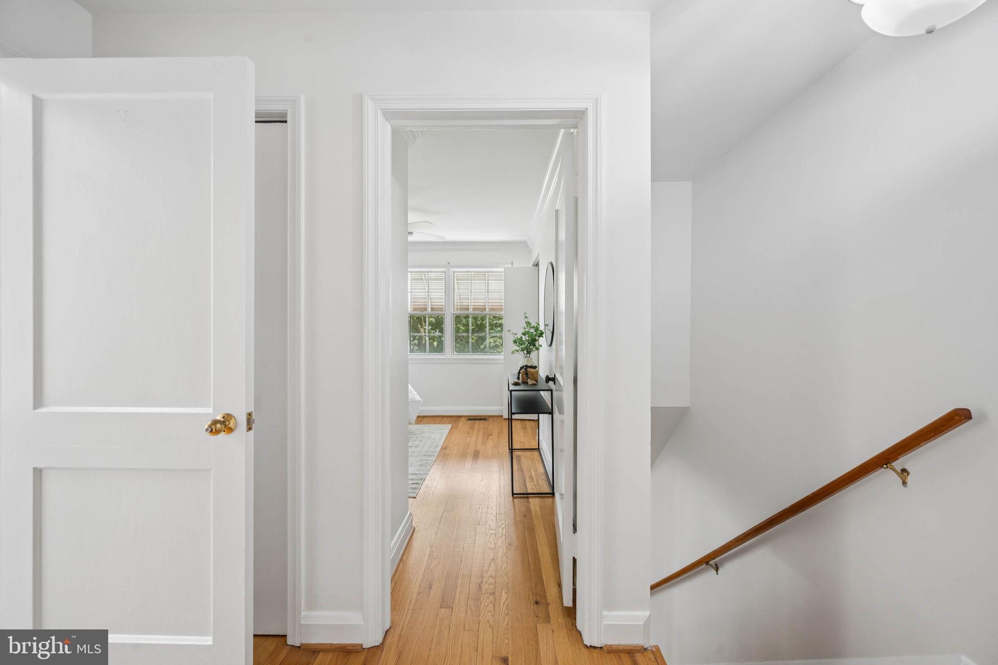 MEDFIELD - Residential