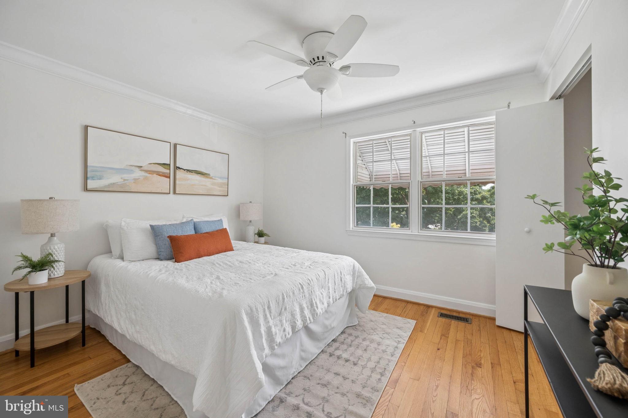MEDFIELD - Residential
