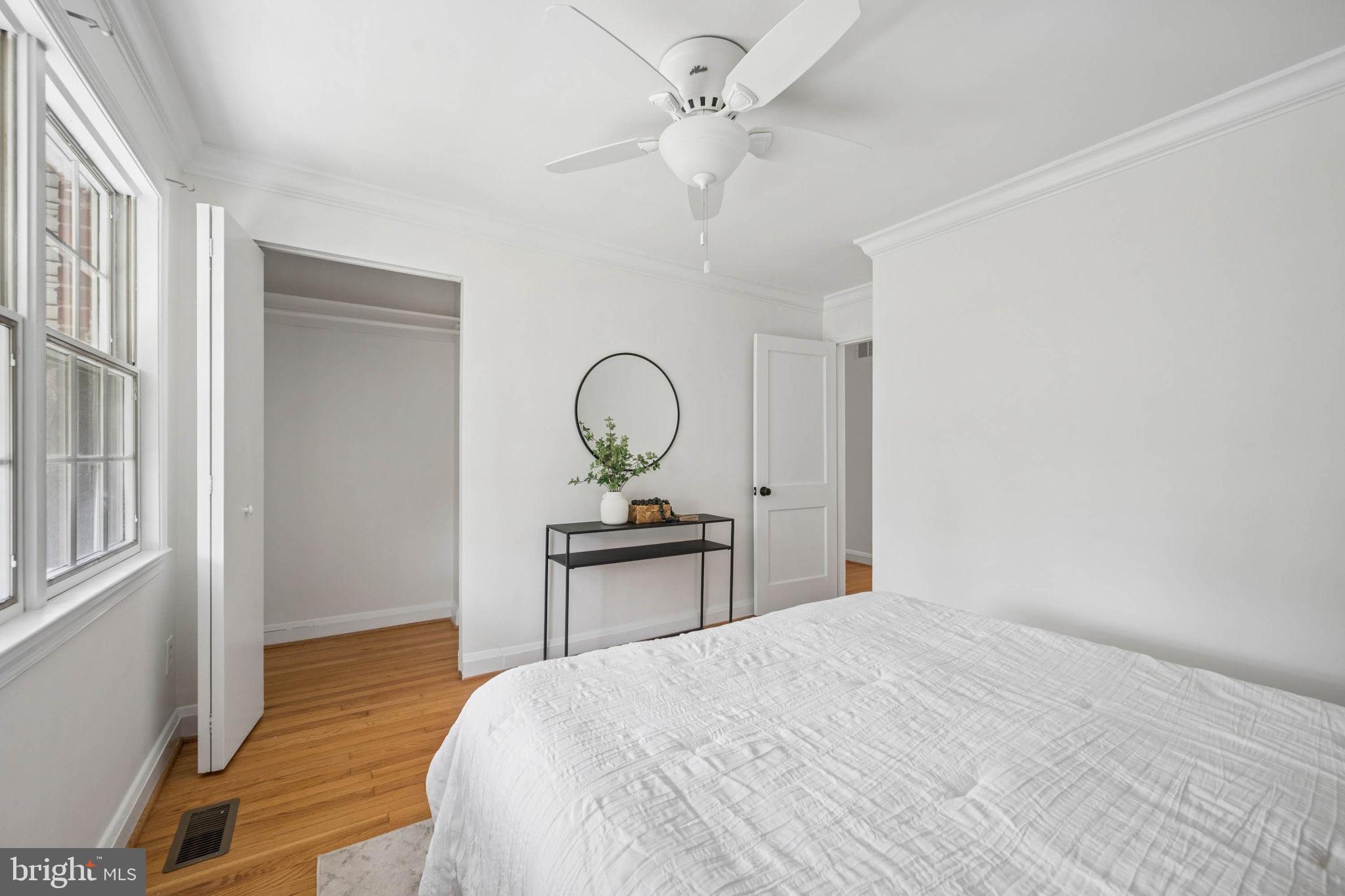 MEDFIELD - Residential