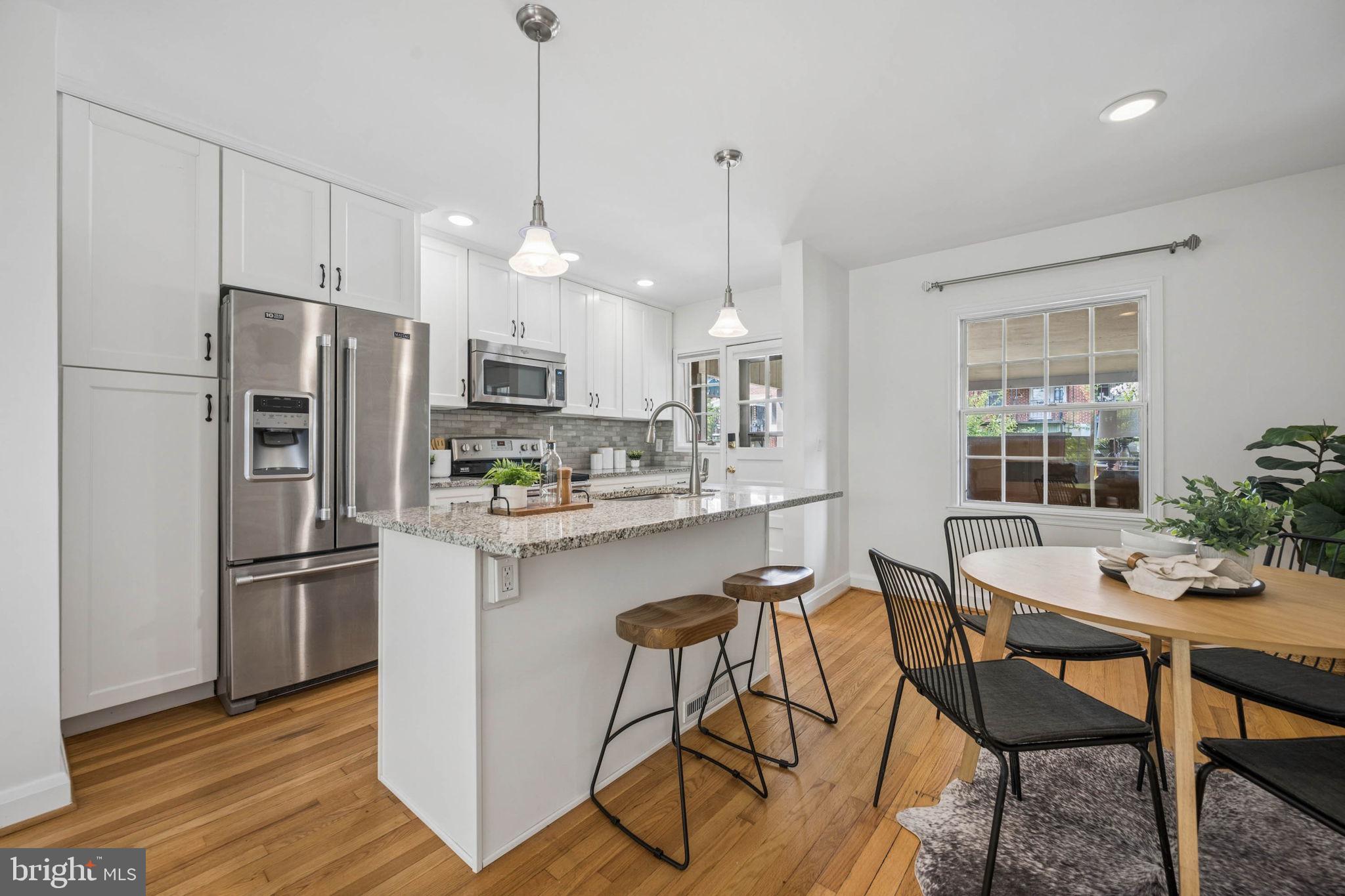 MEDFIELD - Residential