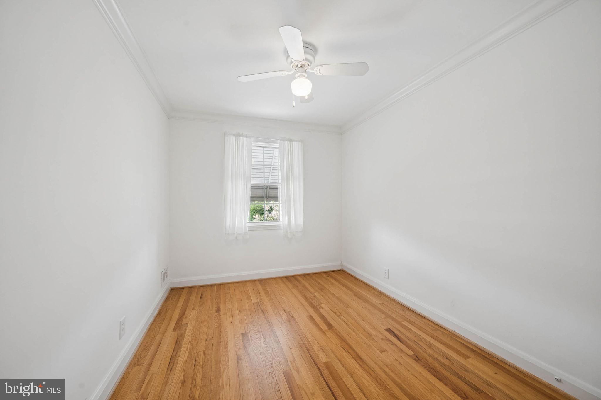 MEDFIELD - Residential