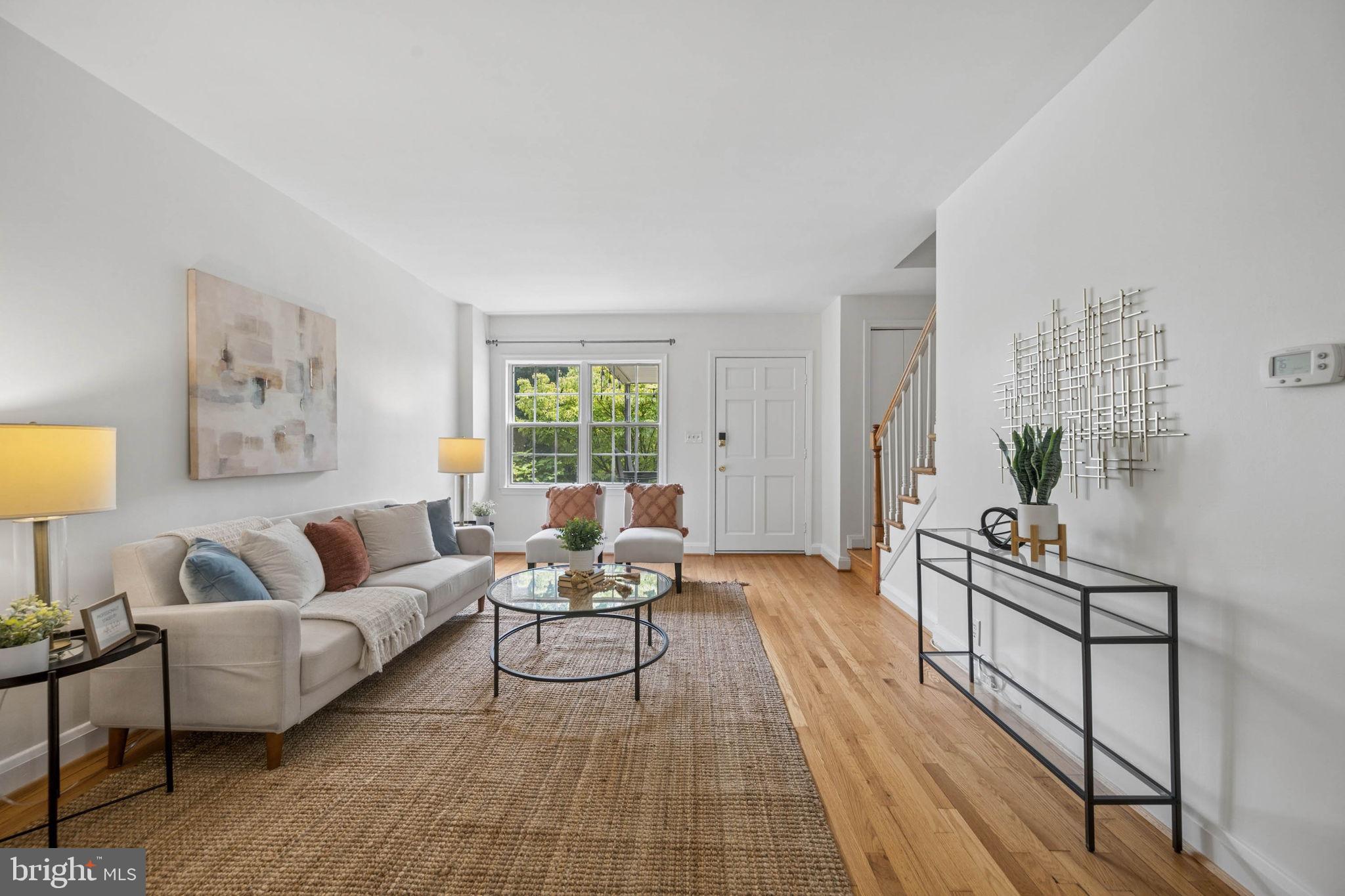 MEDFIELD - Residential