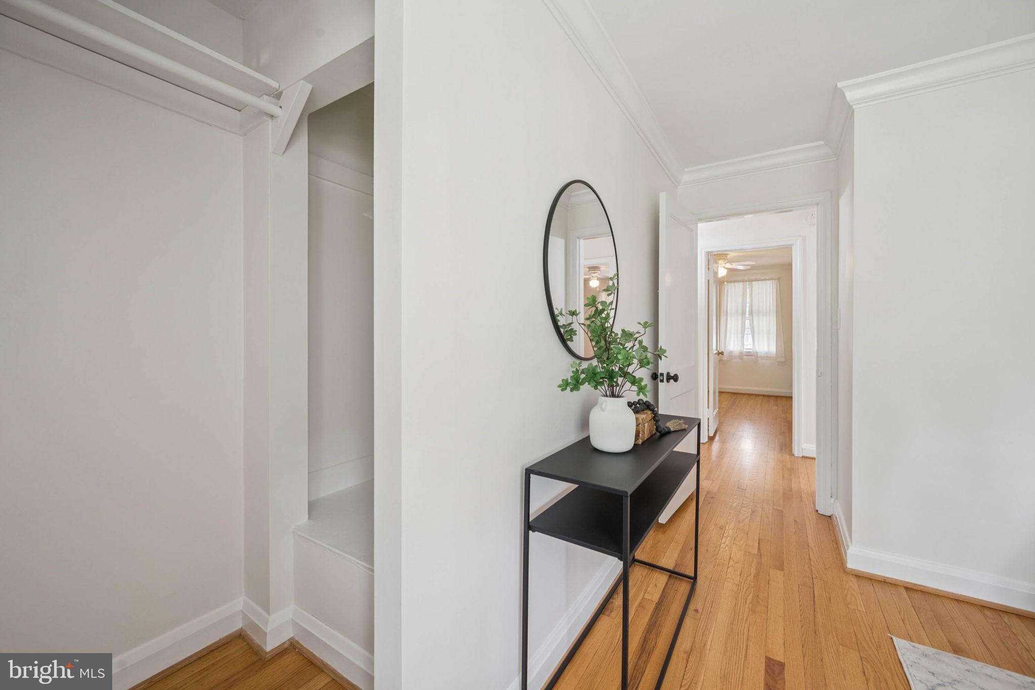 MEDFIELD - Residential