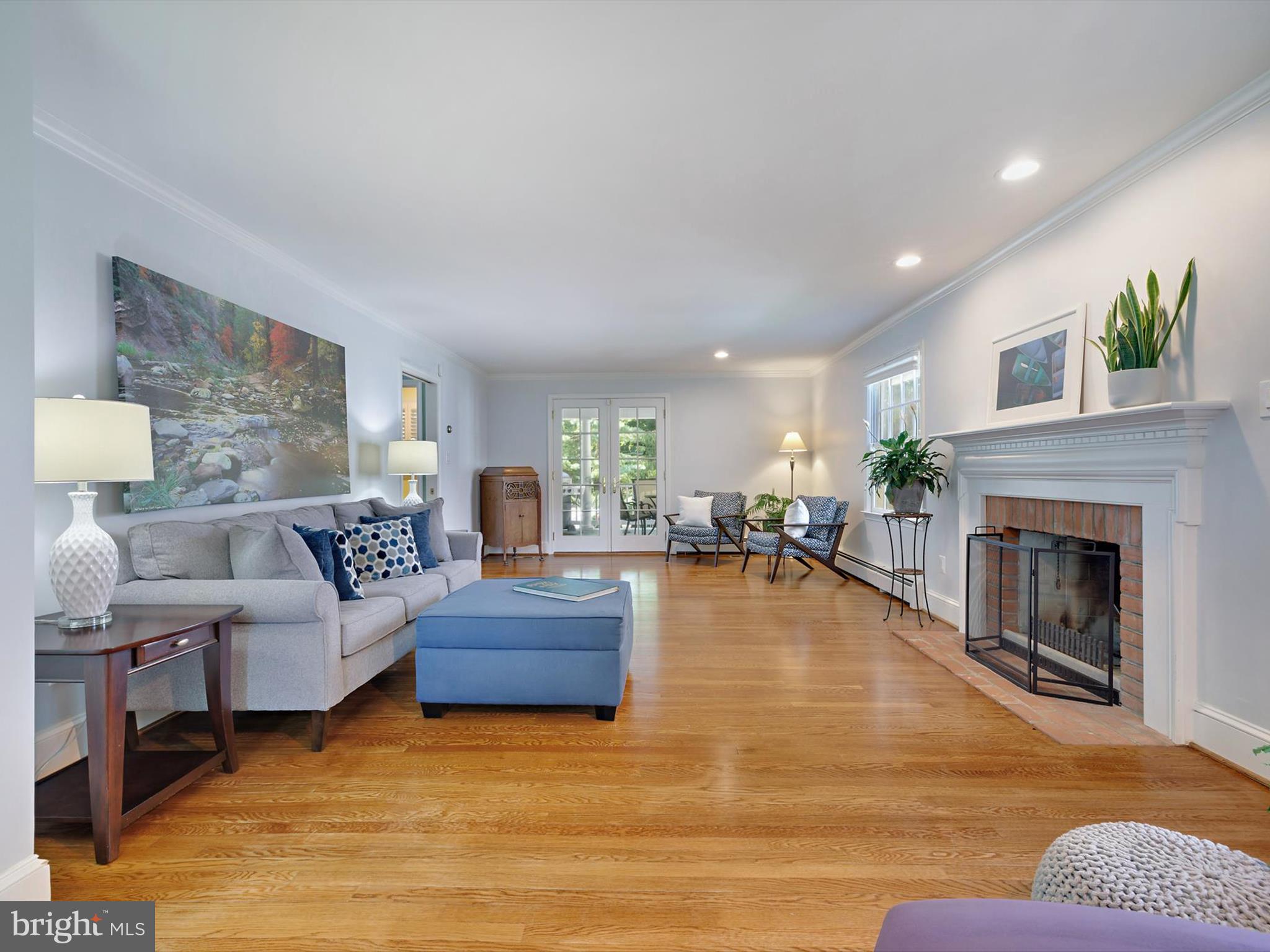 PENDENNIS MOUNT - Residential