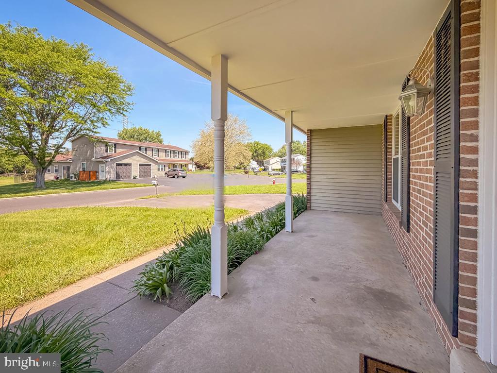 SILVER LAKE AT NEW - Residential