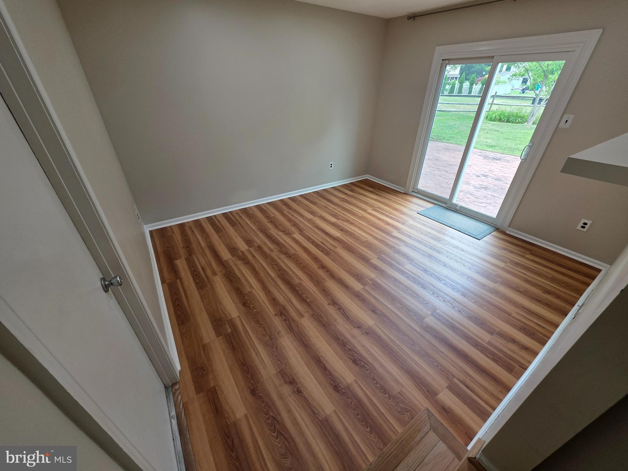 SILVER LAKE AT NEW - Residential