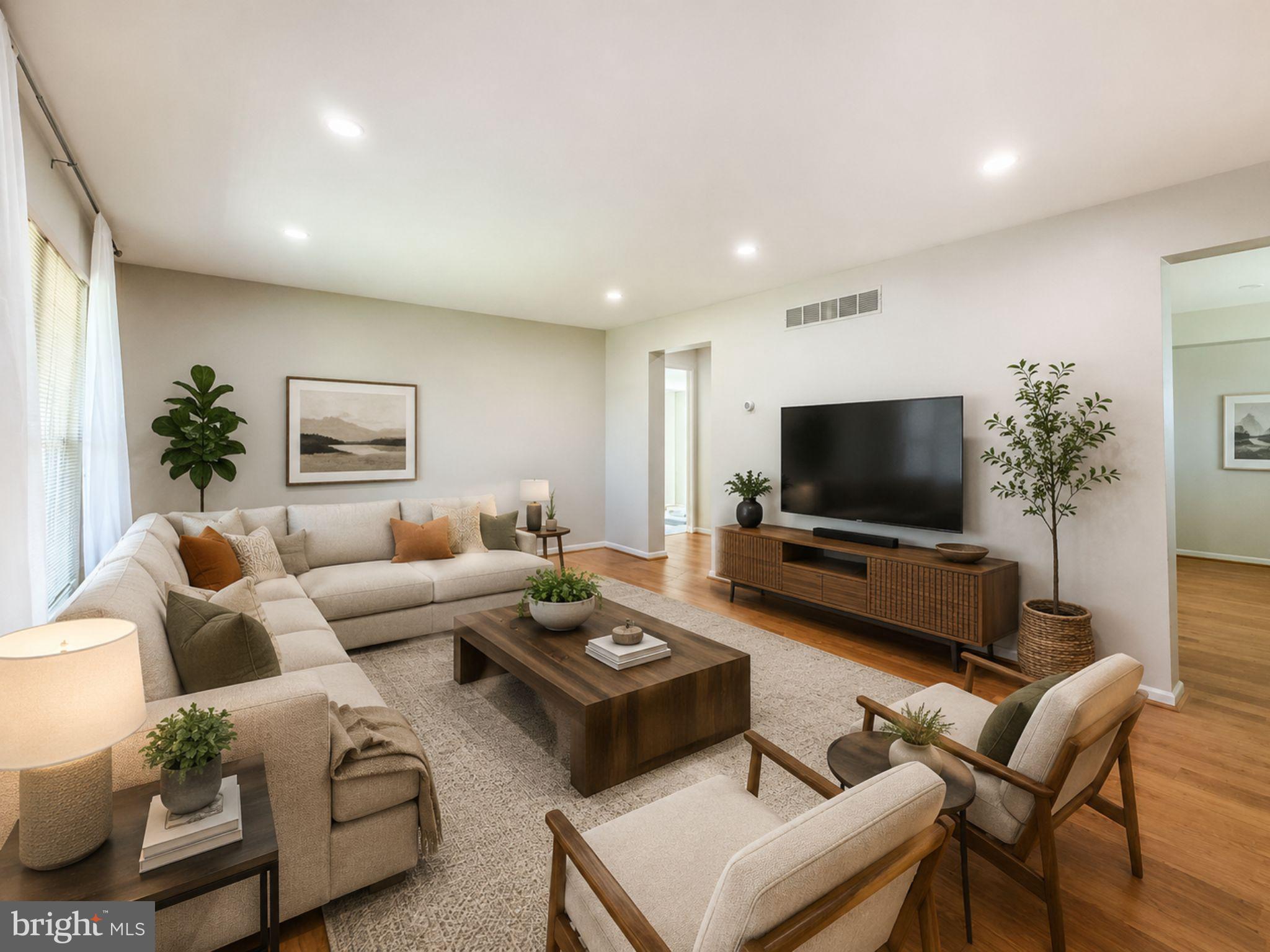 SILVER LAKE AT NEW - Residential