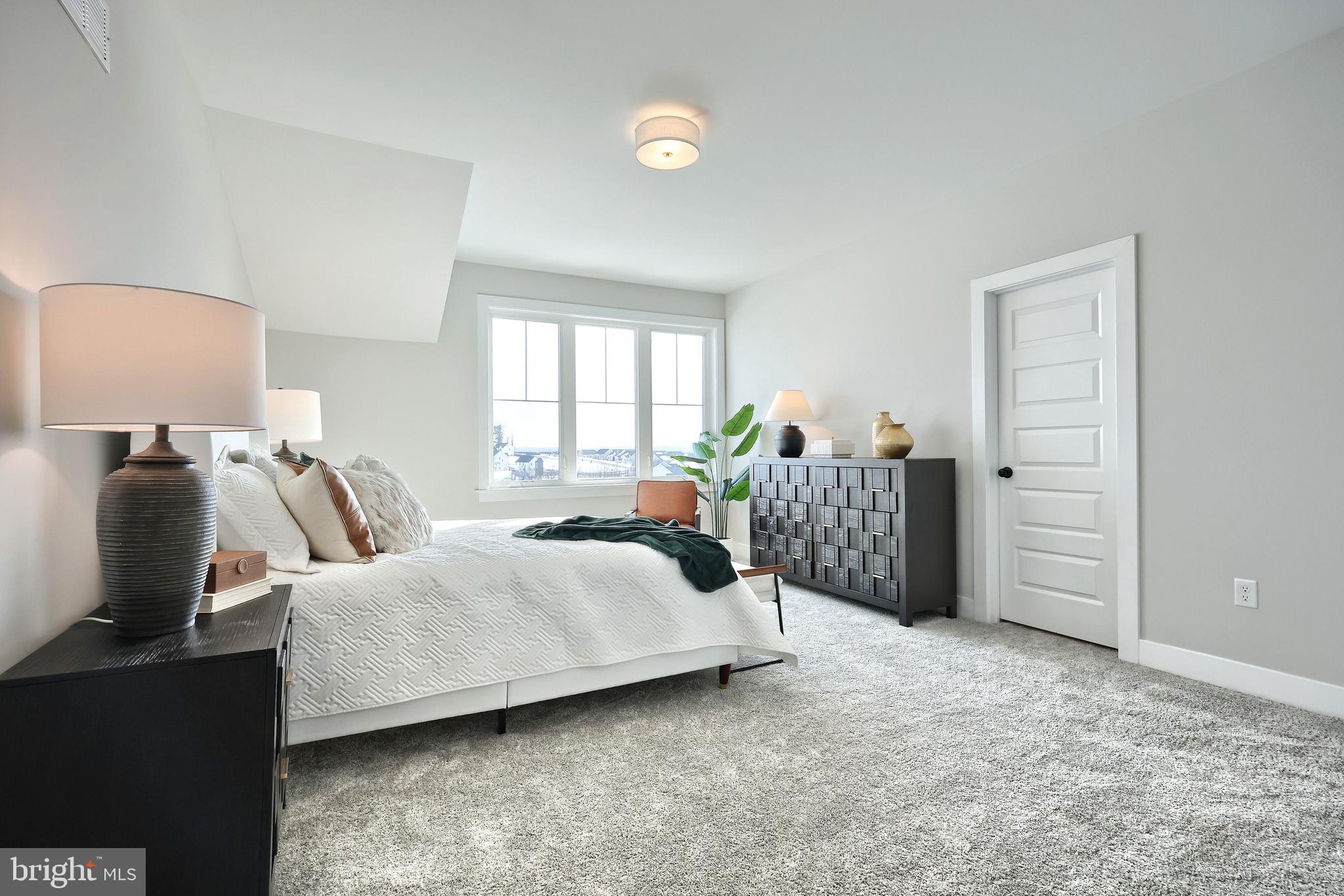 WALTON HILL - Residential