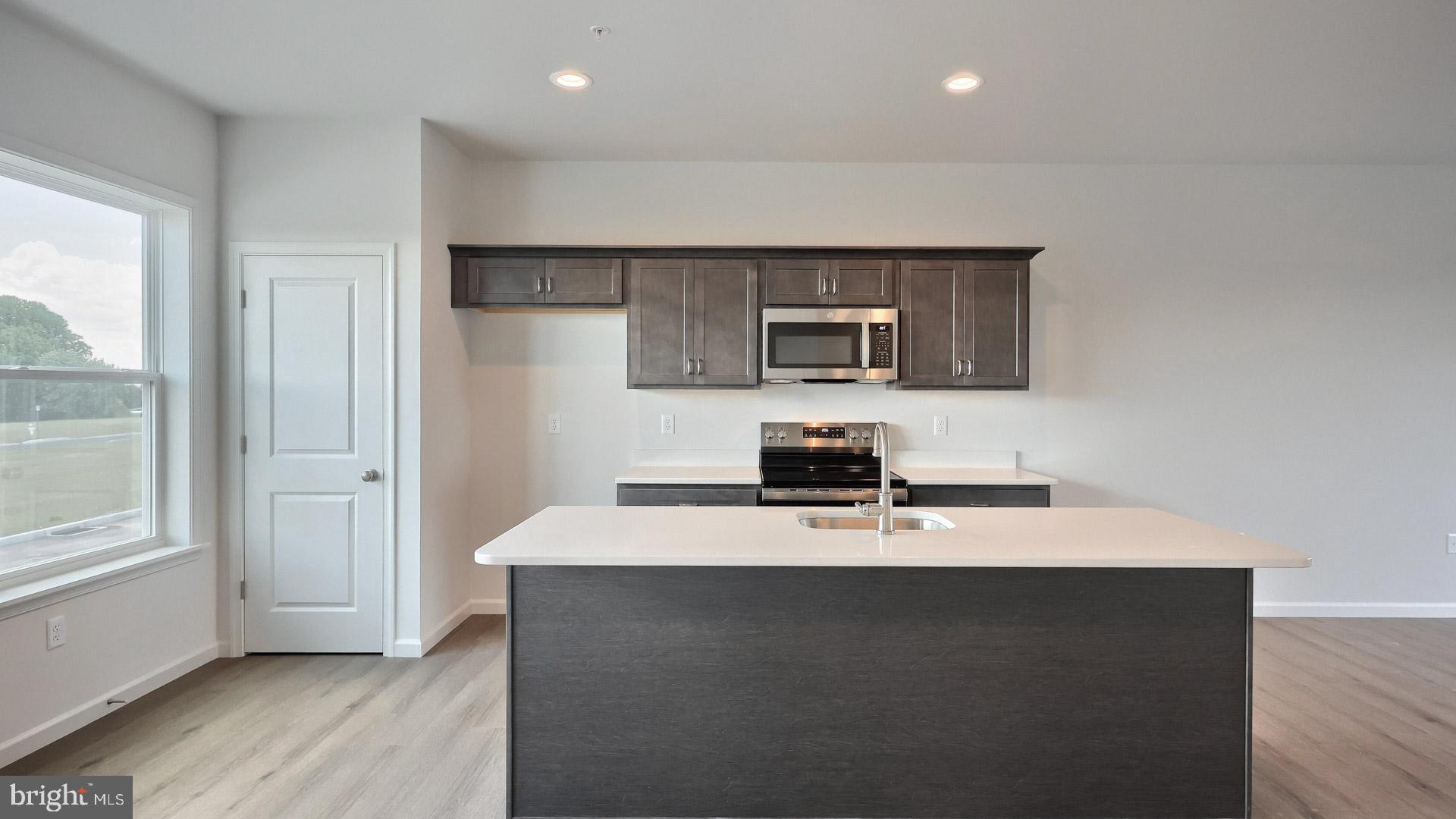 MERIDIAN HEIGHTS - Residential