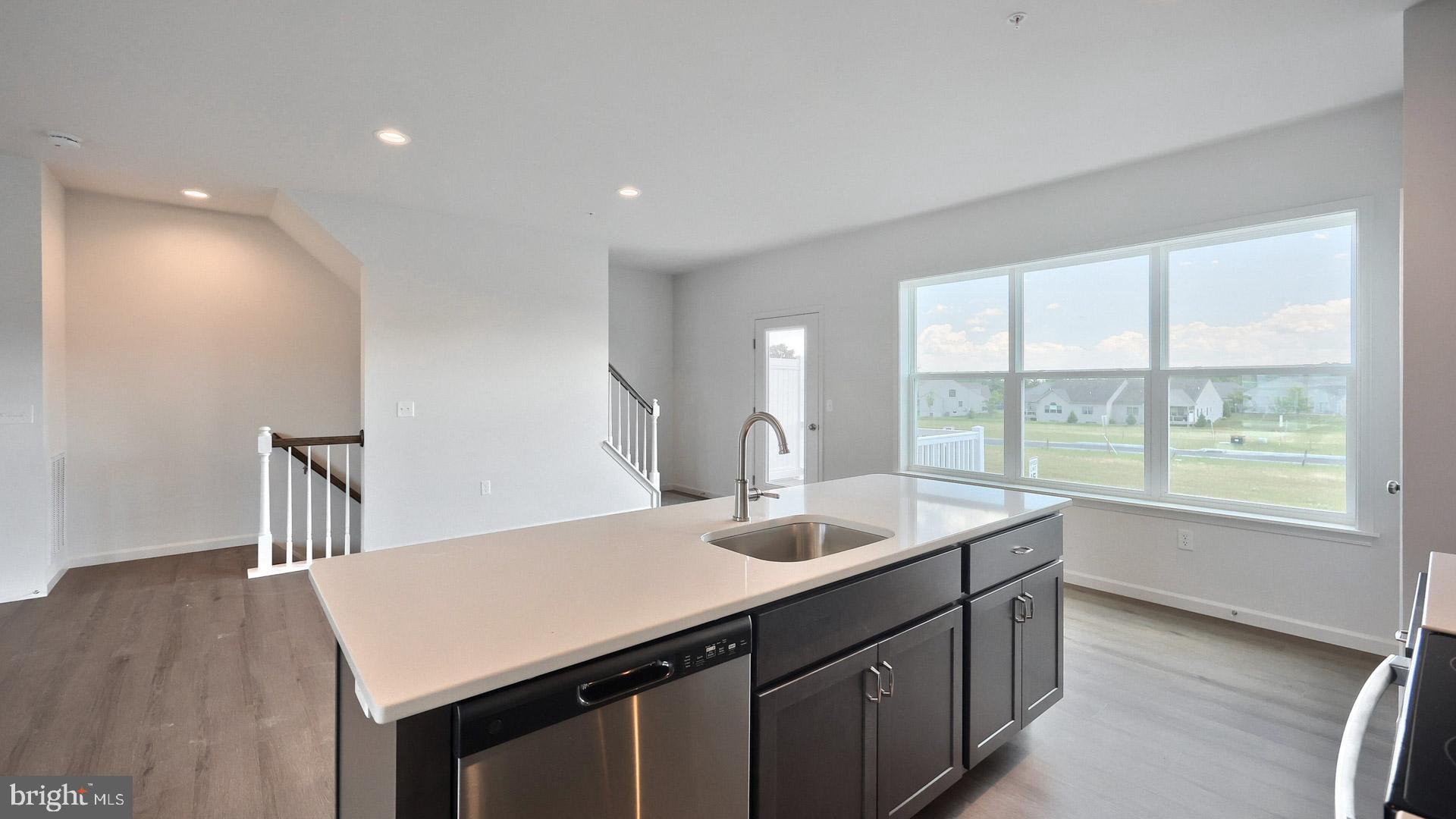 MERIDIAN HEIGHTS - Residential