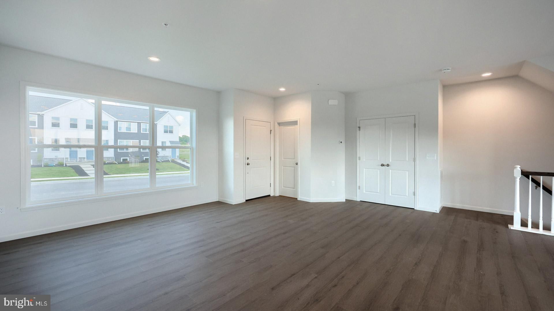 MERIDIAN HEIGHTS - Residential