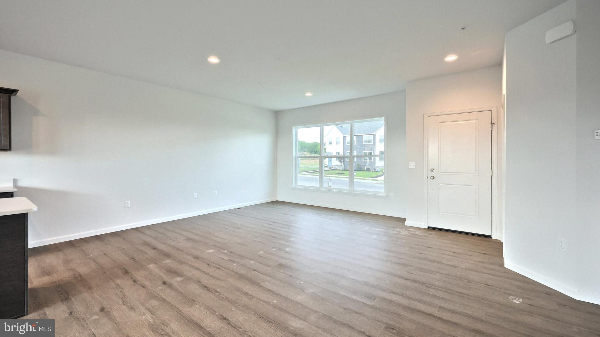 MERIDIAN HEIGHTS - Residential