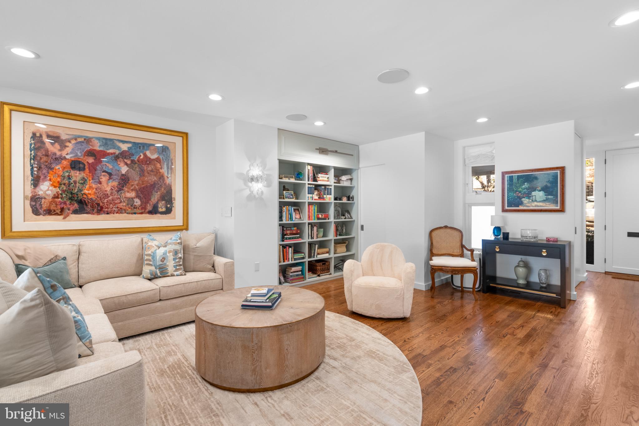 GEORGETOWN - Residential