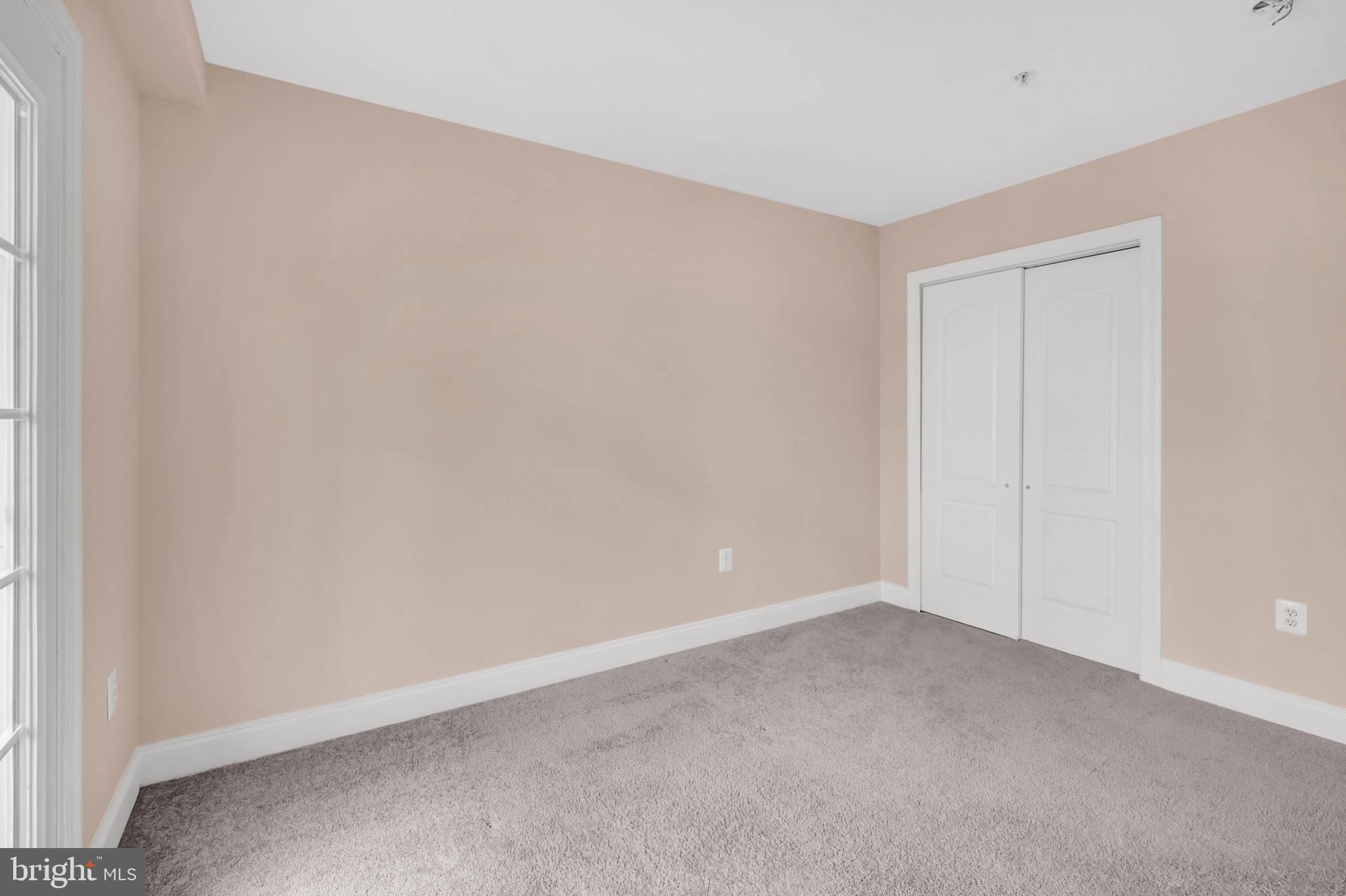JEFFERSON PARK - Residential Lease