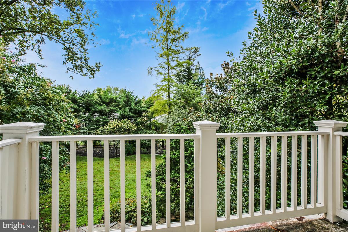 GARRETT PARK - Residential
