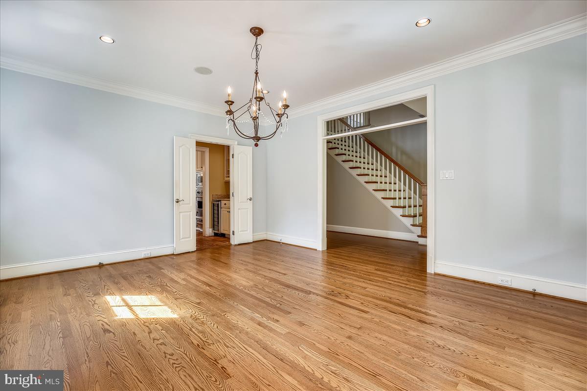 GARRETT PARK - Residential