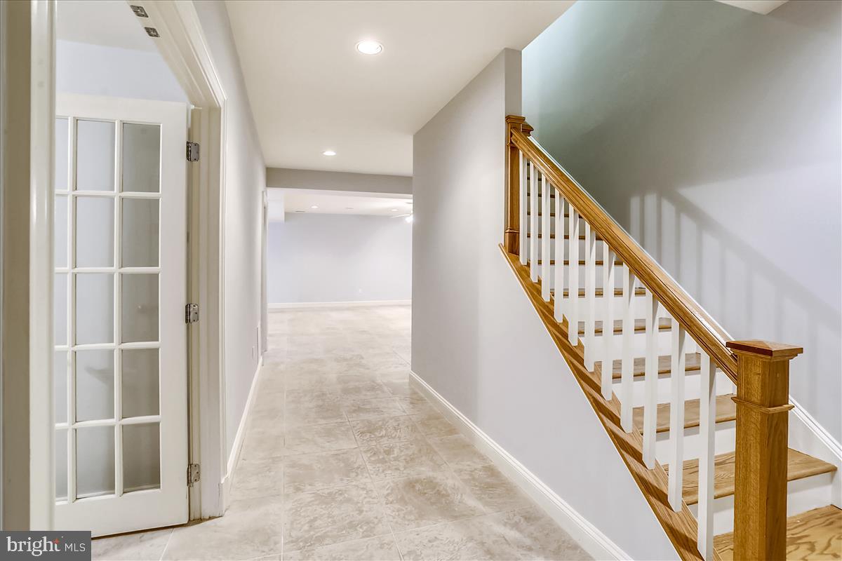 GARRETT PARK - Residential
