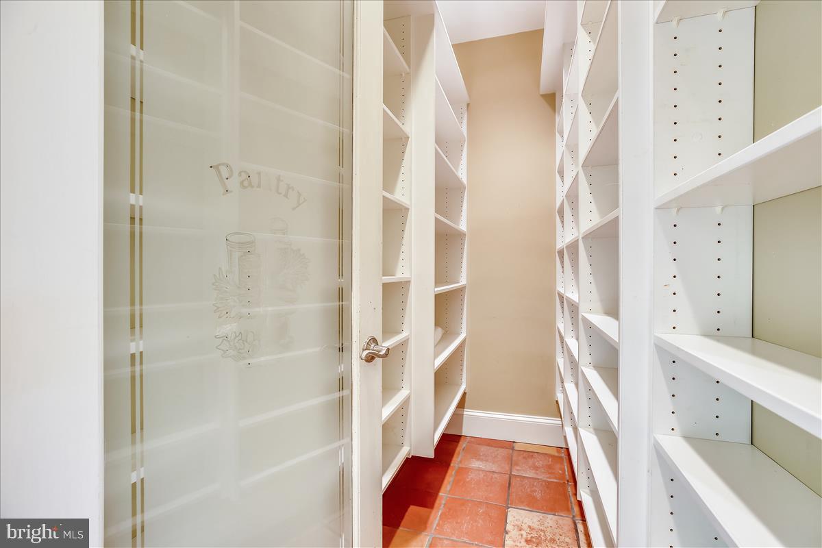 GARRETT PARK - Residential