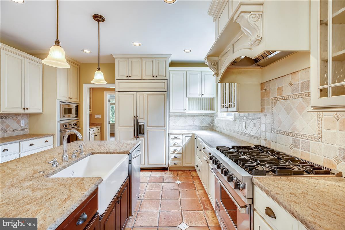 GARRETT PARK - Residential