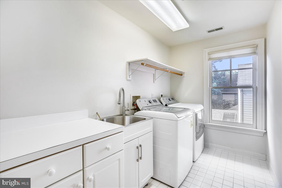 GARRETT PARK - Residential