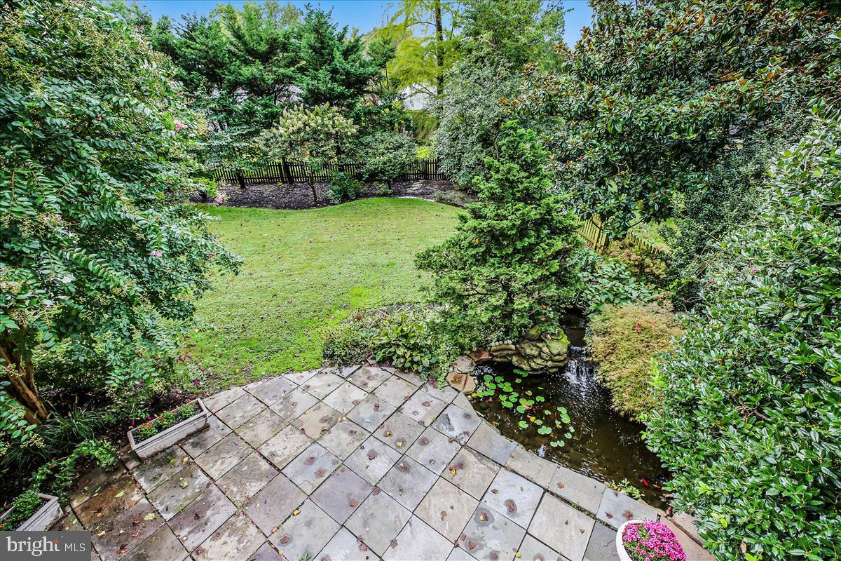 GARRETT PARK - Residential