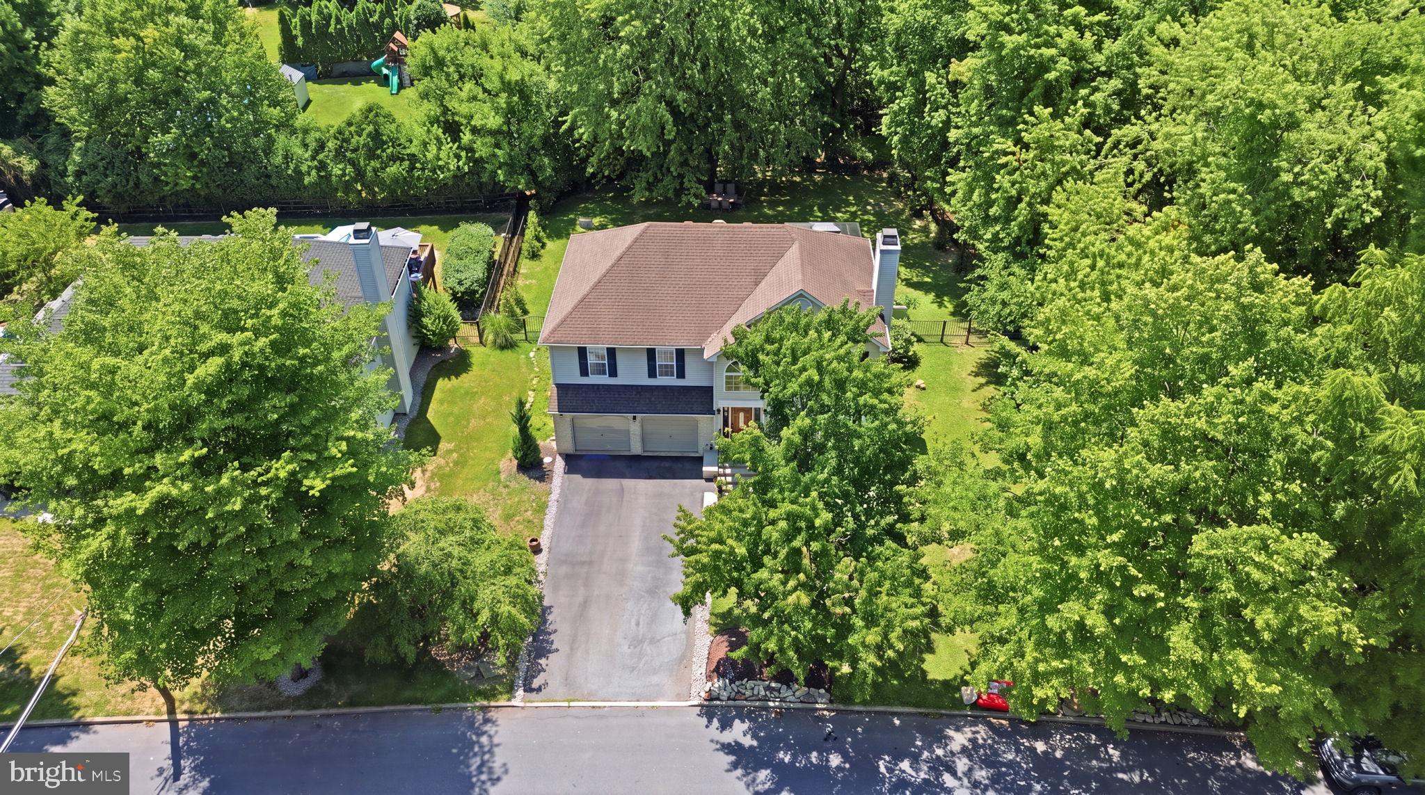 HILLS OF DEVONSHIRE - Residential
