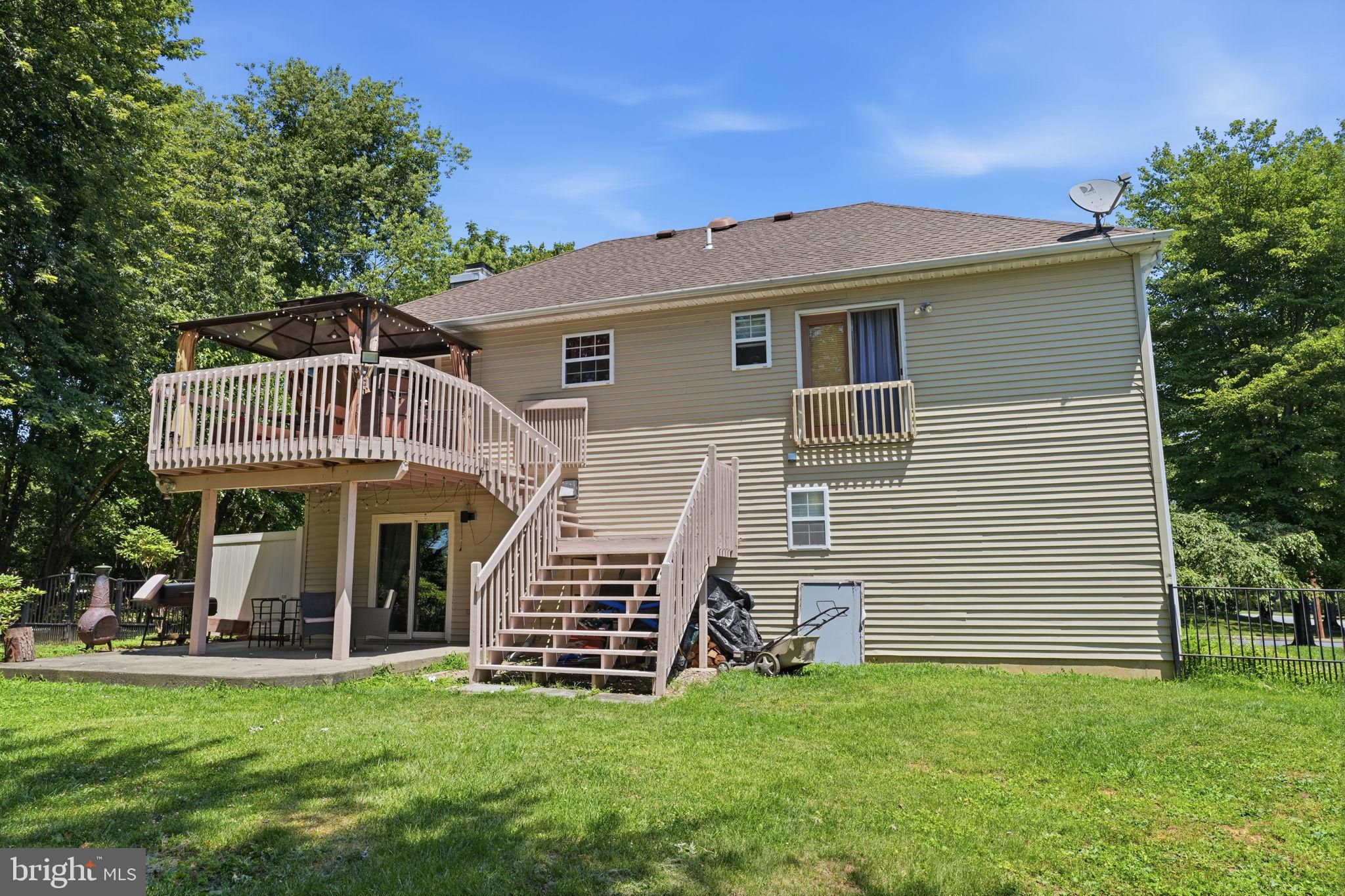 HILLS OF DEVONSHIRE - Residential