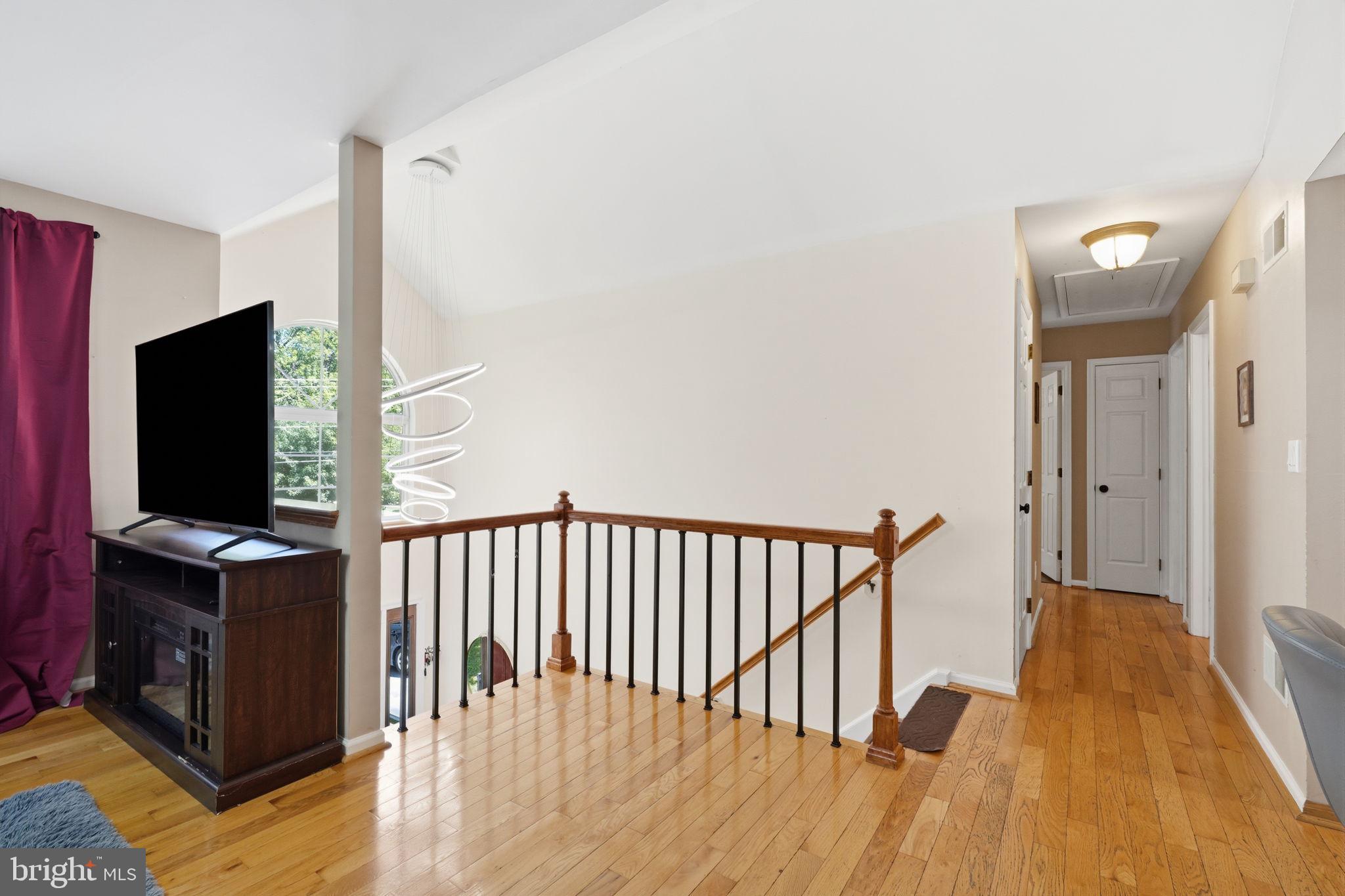 HILLS OF DEVONSHIRE - Residential