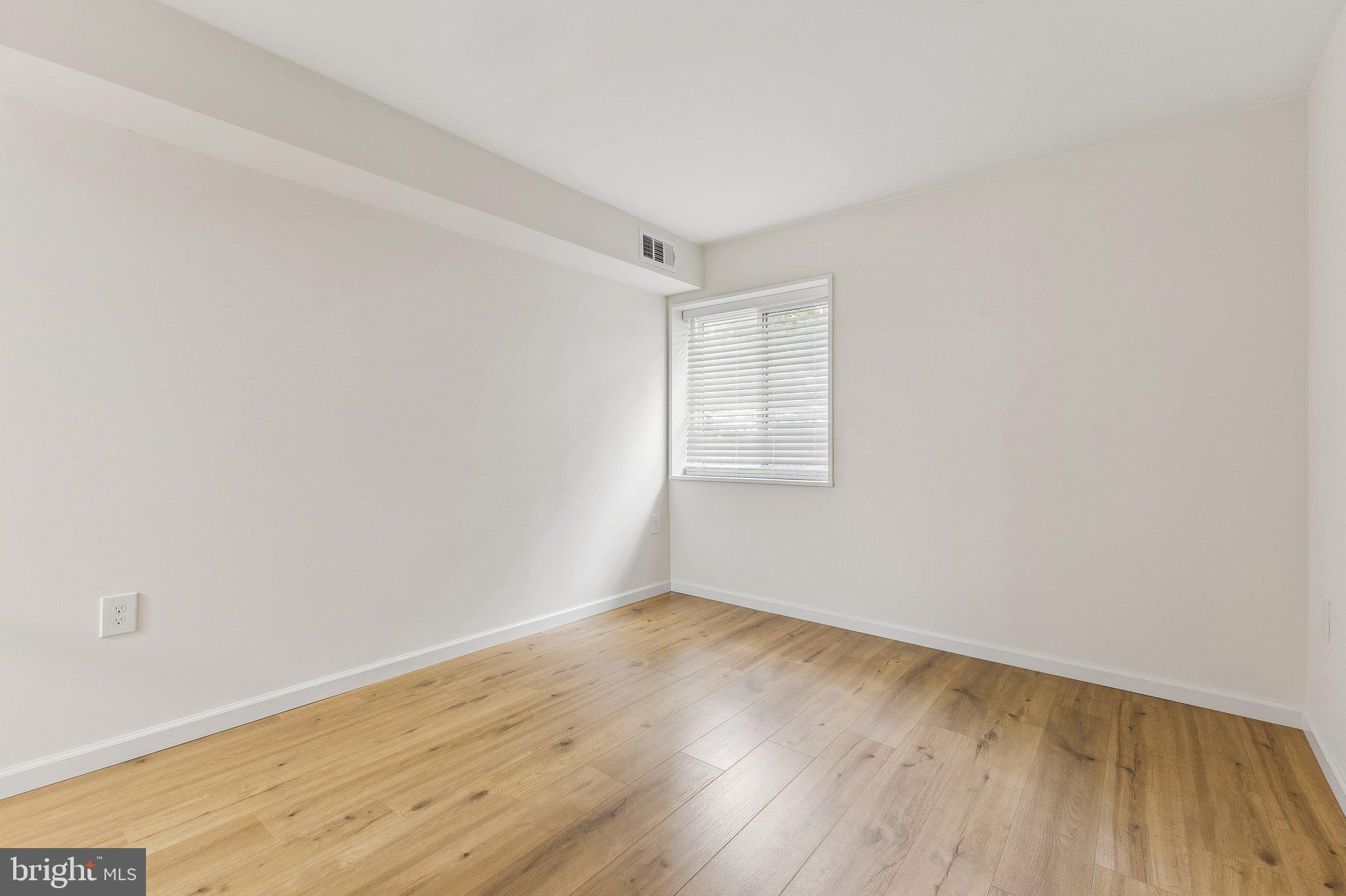 NORTHGATE CONDO - Residential