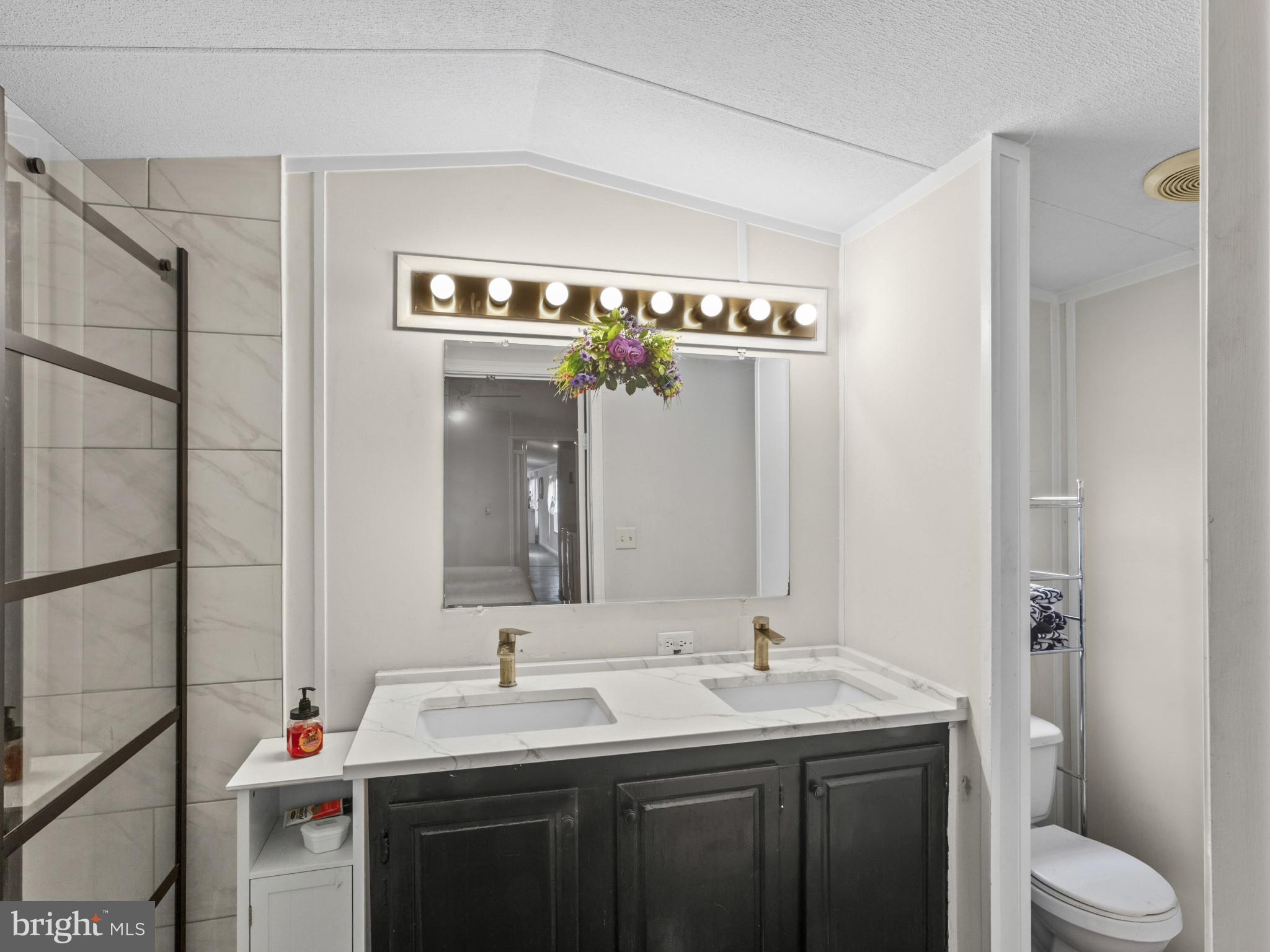 CHESAPEAKE MOBILE COURT - Residential