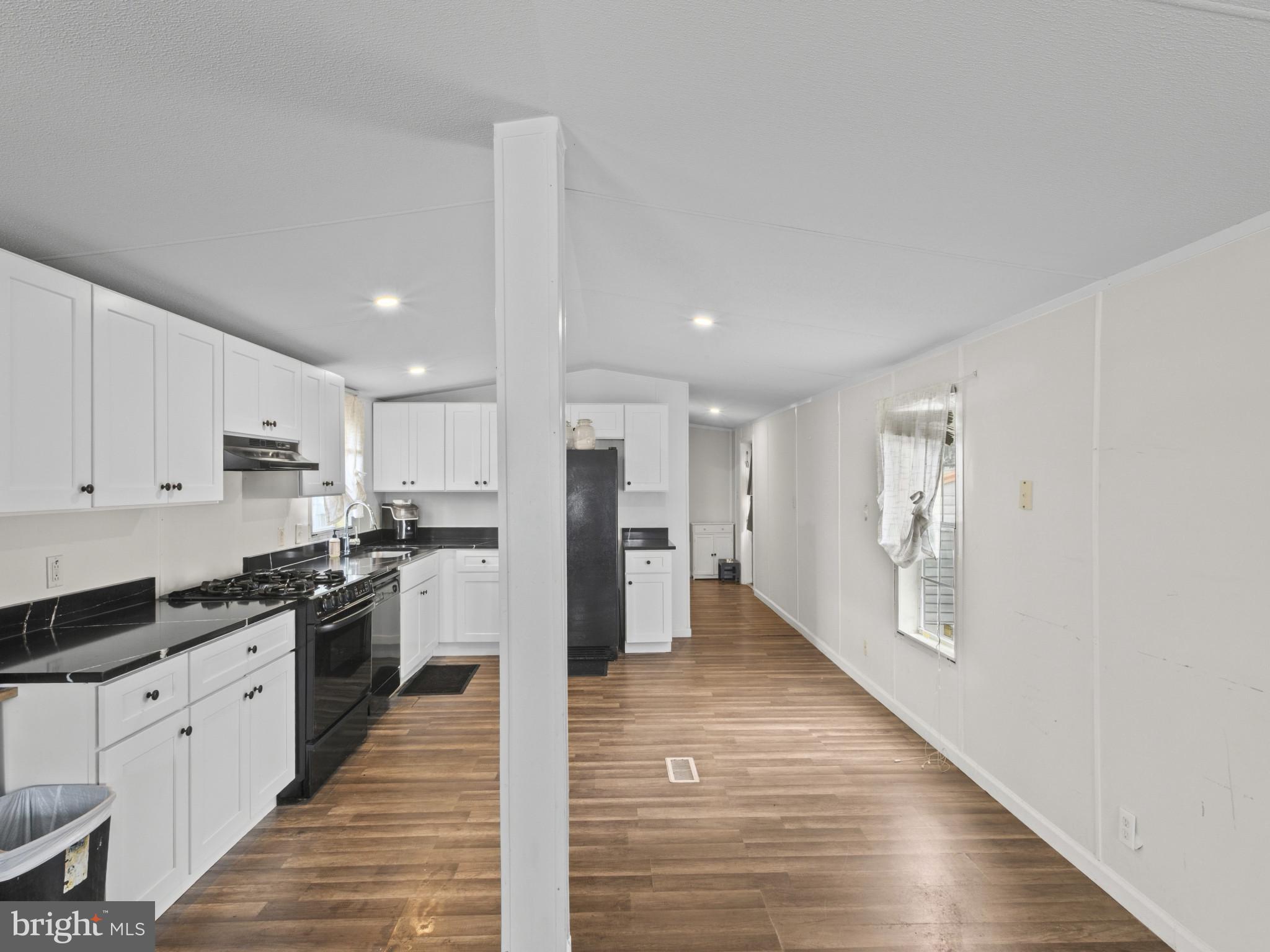 CHESAPEAKE MOBILE COURT - Residential